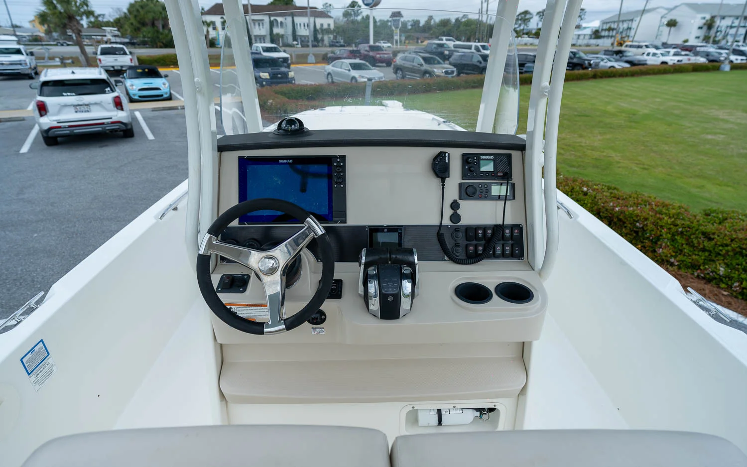 2019 Boston Whaler 270 Dauntless Image Thumbnail #14