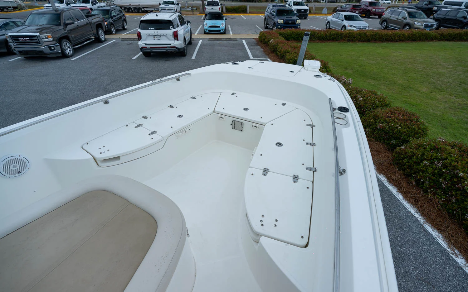 2019 Boston Whaler 270 Dauntless Image Thumbnail #8