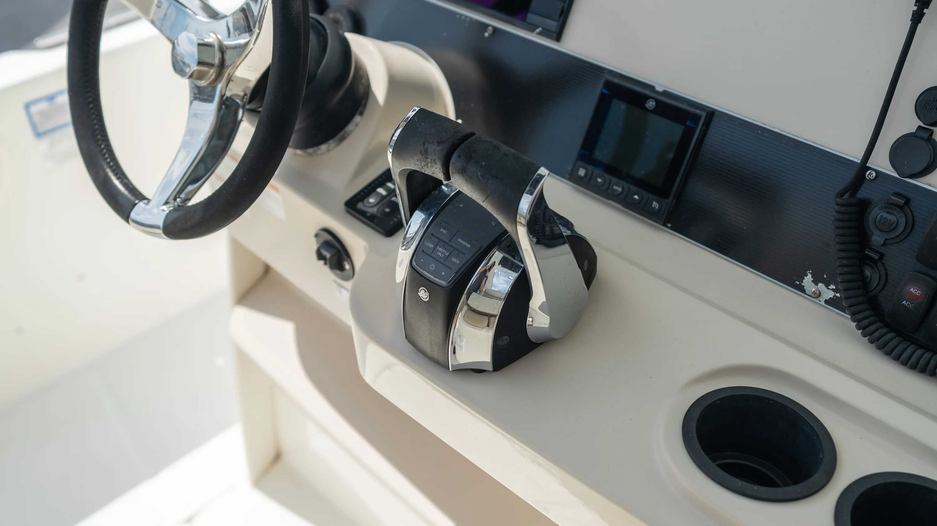 2019 Boston Whaler 270 Dauntless Image Thumbnail #22