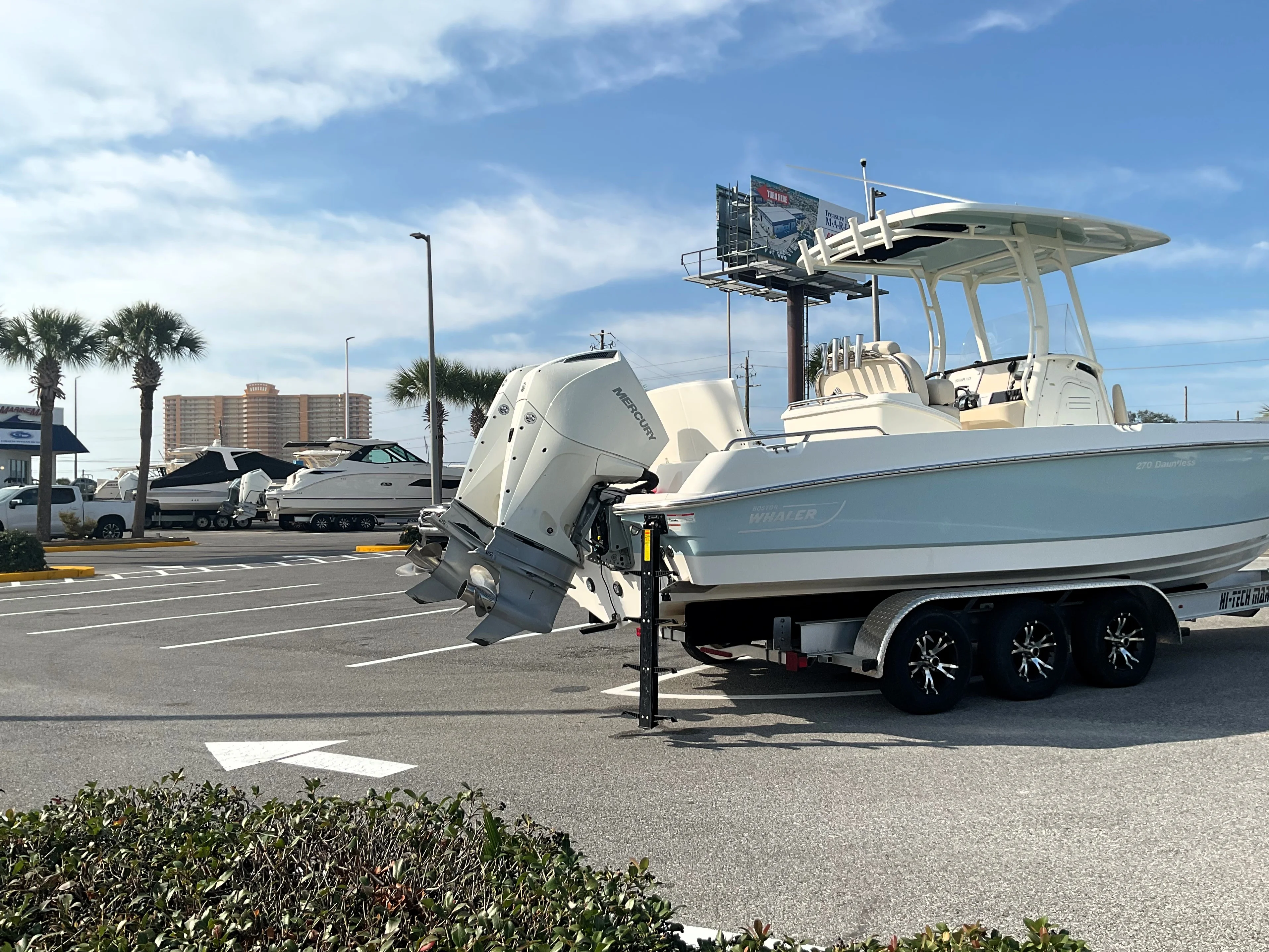 2019 Boston Whaler 270 Dauntless Image Thumbnail #31
