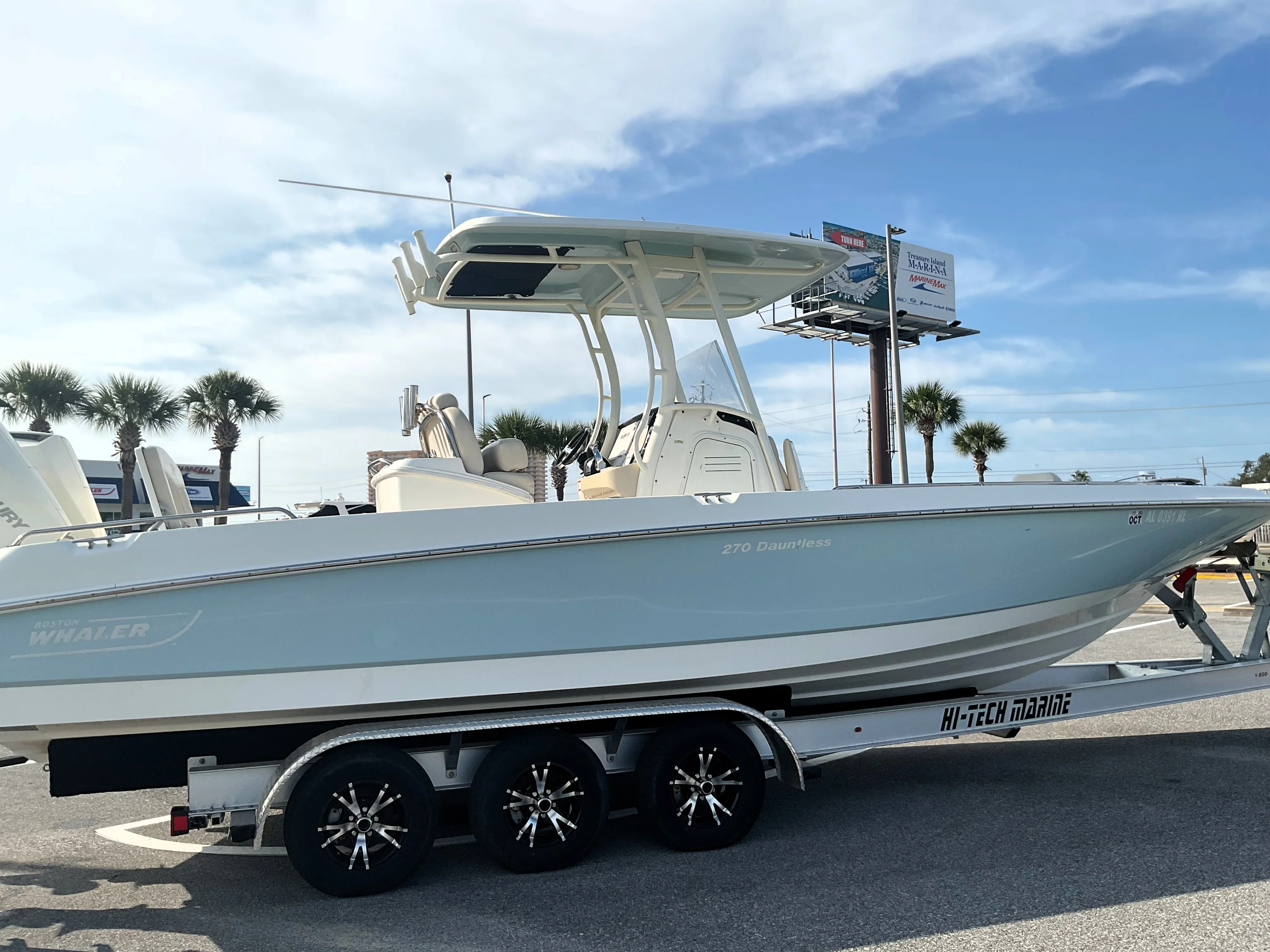 2019 Boston Whaler 270 Dauntless Image Thumbnail #30