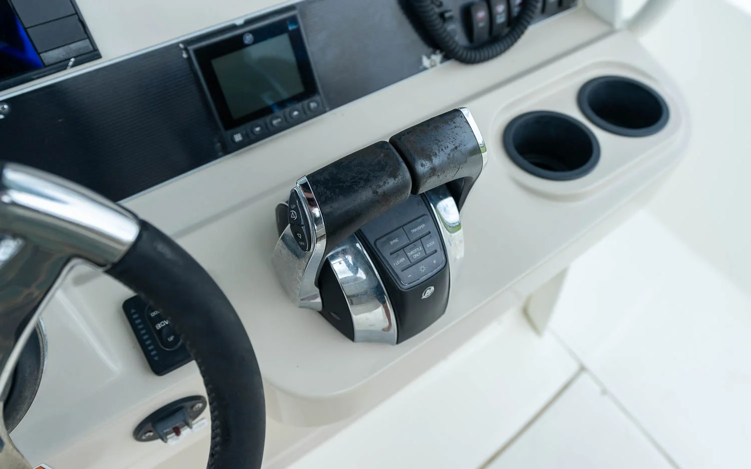 2019 Boston Whaler 270 Dauntless Image Thumbnail #19