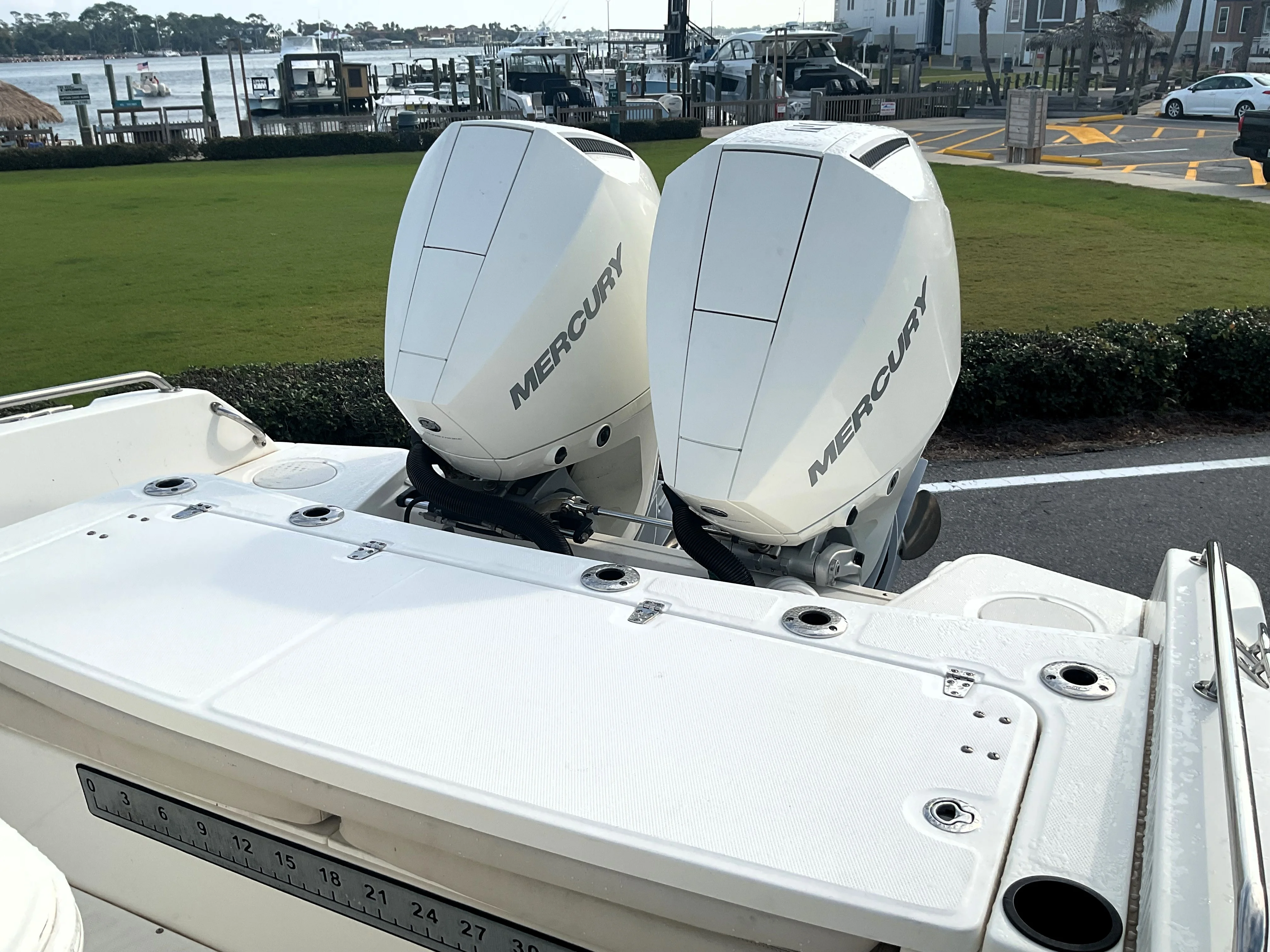 2019 Boston Whaler 270 Dauntless Image Thumbnail #7