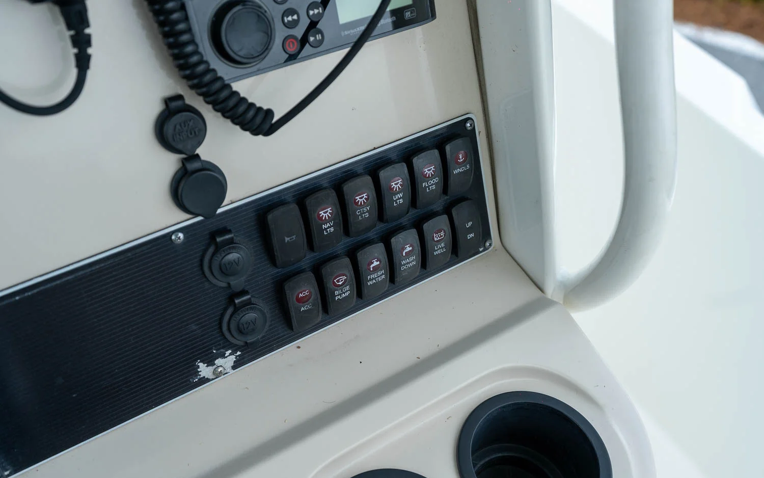 2019 Boston Whaler 270 Dauntless Image Thumbnail #21