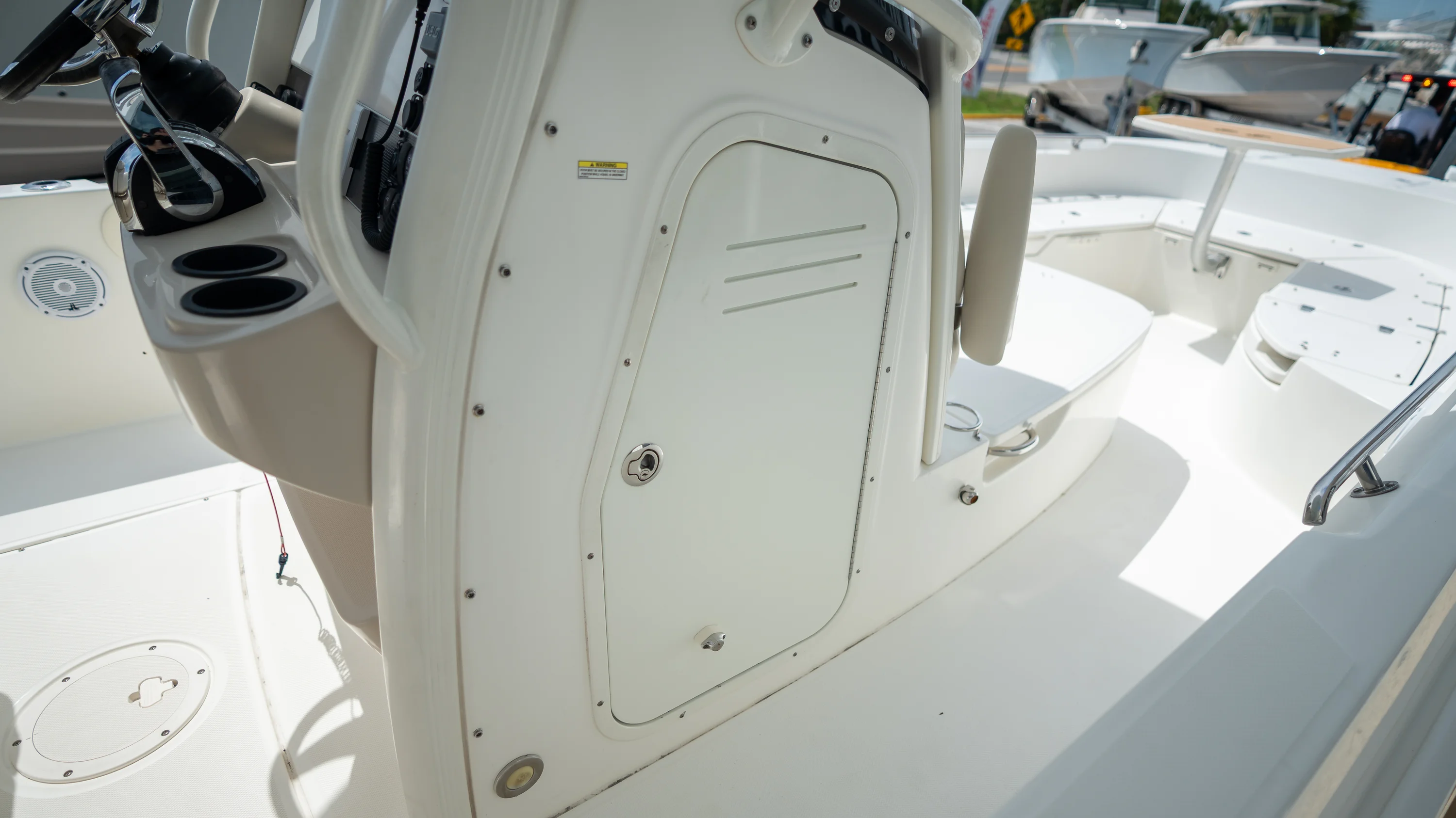 2019 Boston Whaler 270 Dauntless Image Thumbnail #14