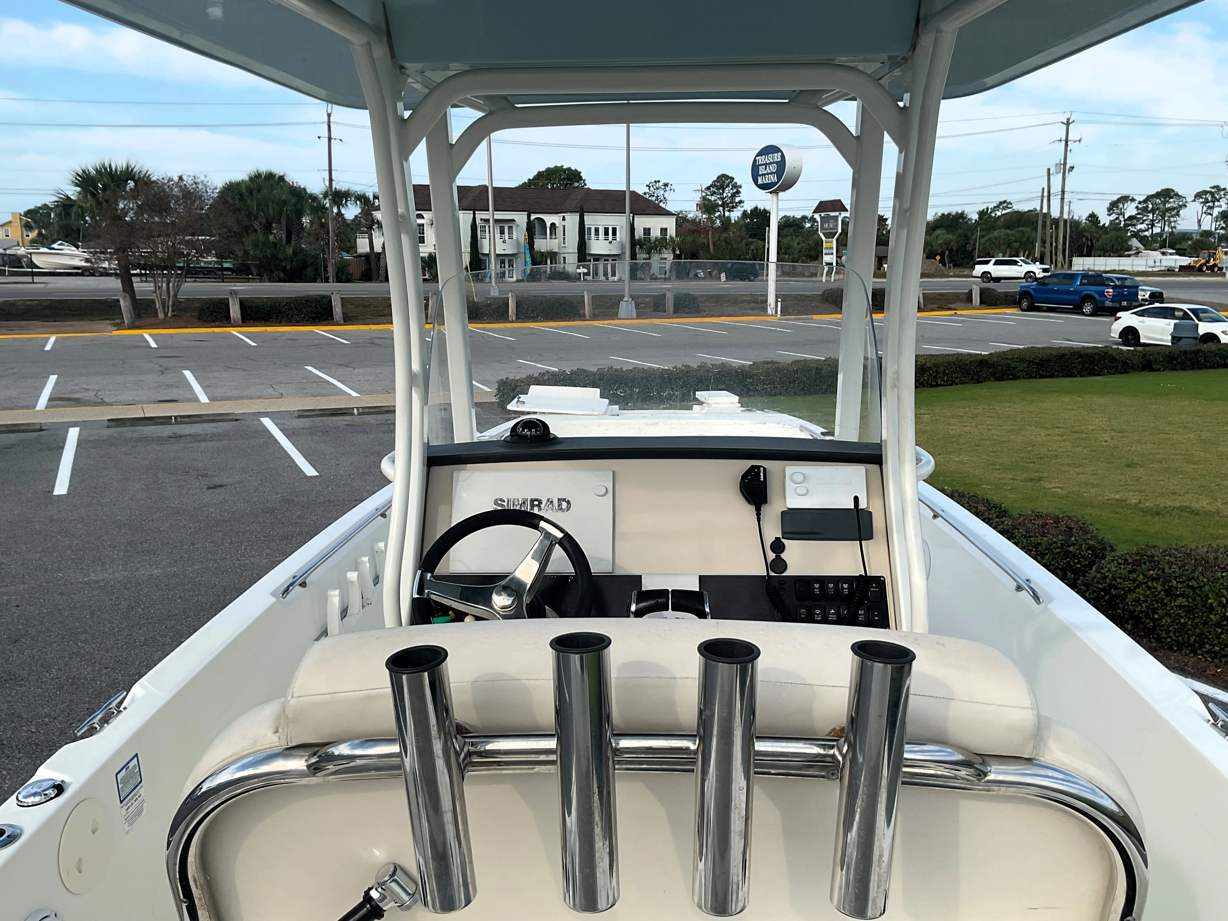2019 Boston Whaler 270 Dauntless Image Thumbnail #13