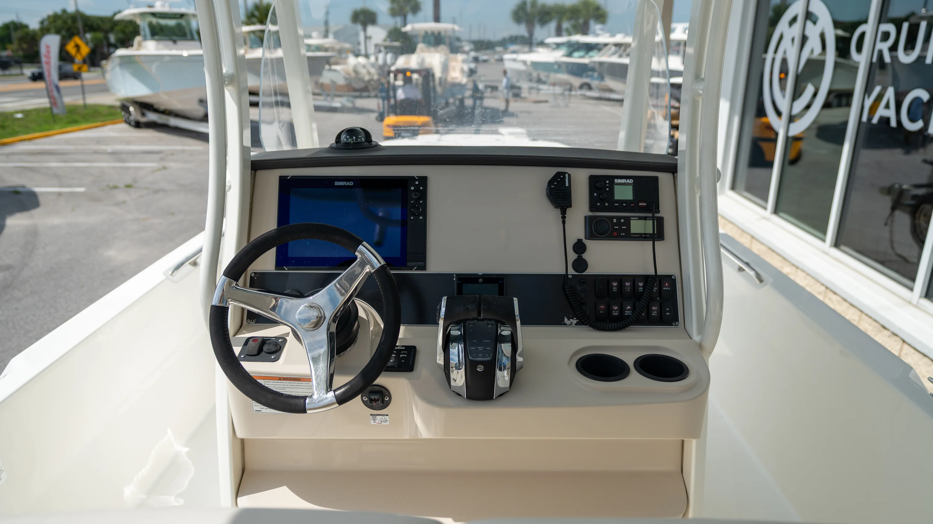 2019 Boston Whaler 270 Dauntless Image Thumbnail #17