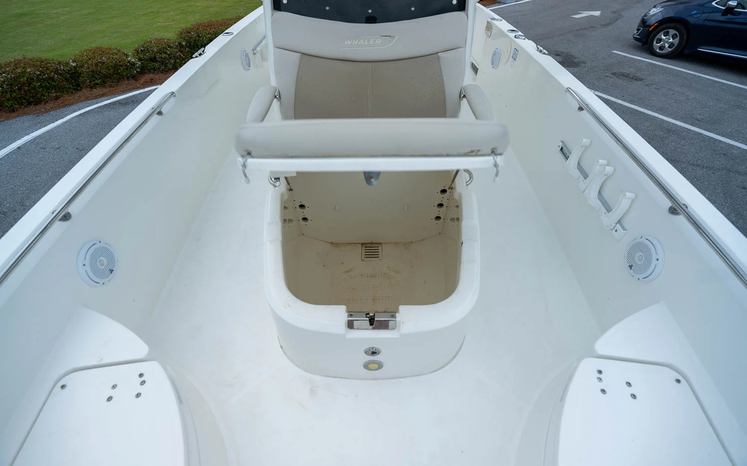 2019 Boston Whaler 270 Dauntless Image Thumbnail #11