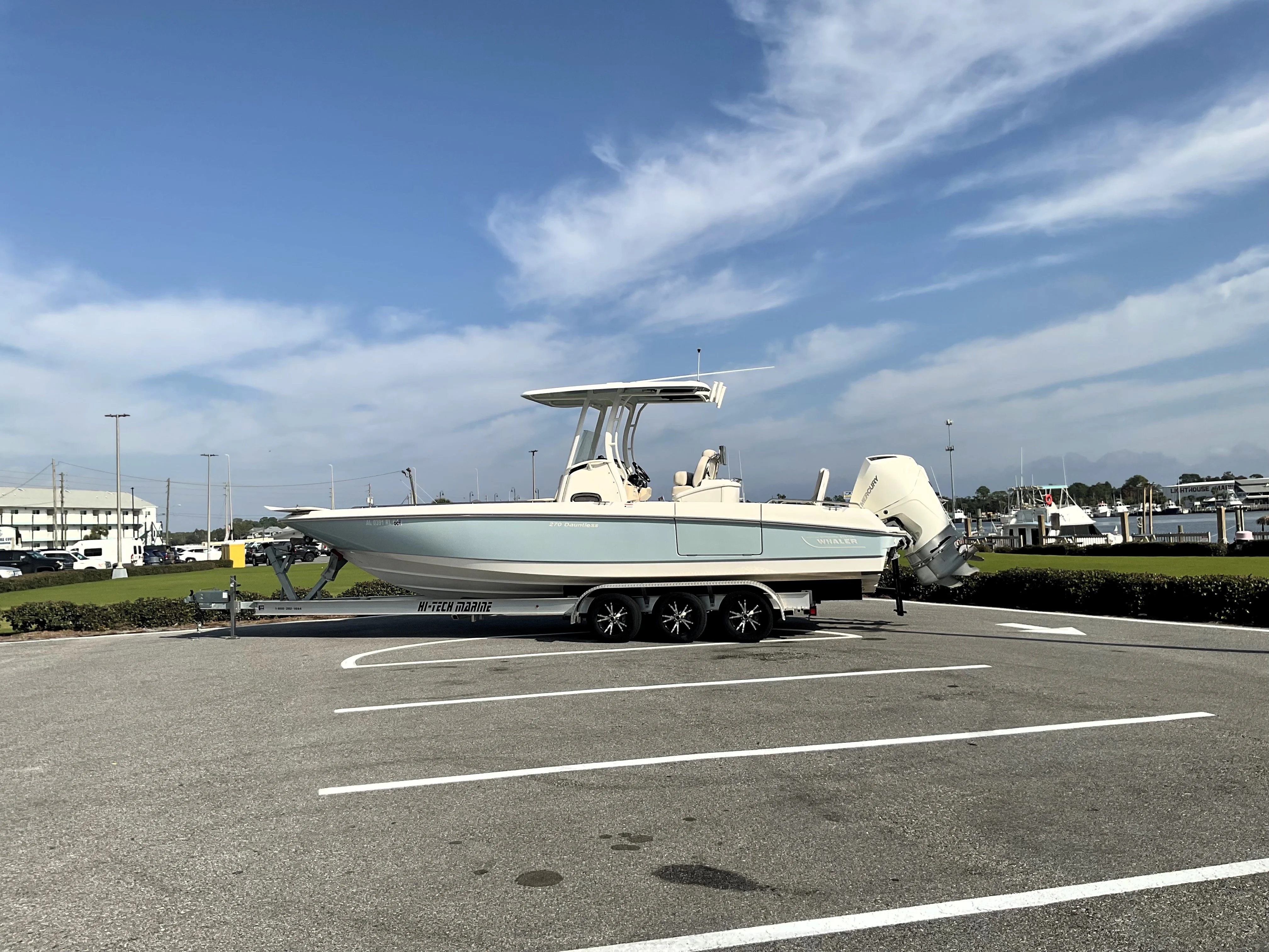 2019 Boston Whaler 270 Dauntless Image Thumbnail #0