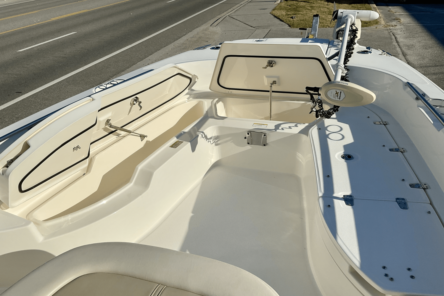 2019 Boston Whaler 270 Dauntless Image Thumbnail #26