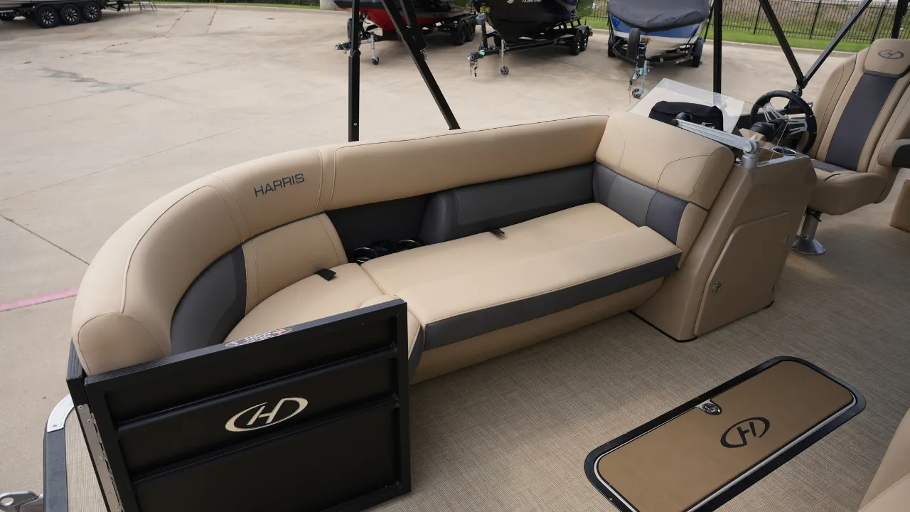 2023 Harris Cruiser 230 Image Thumbnail #6