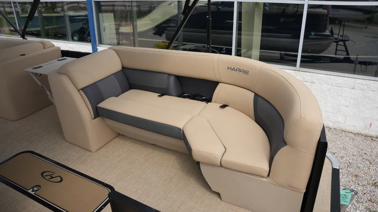 2023 Harris Cruiser 230 Image Thumbnail #7