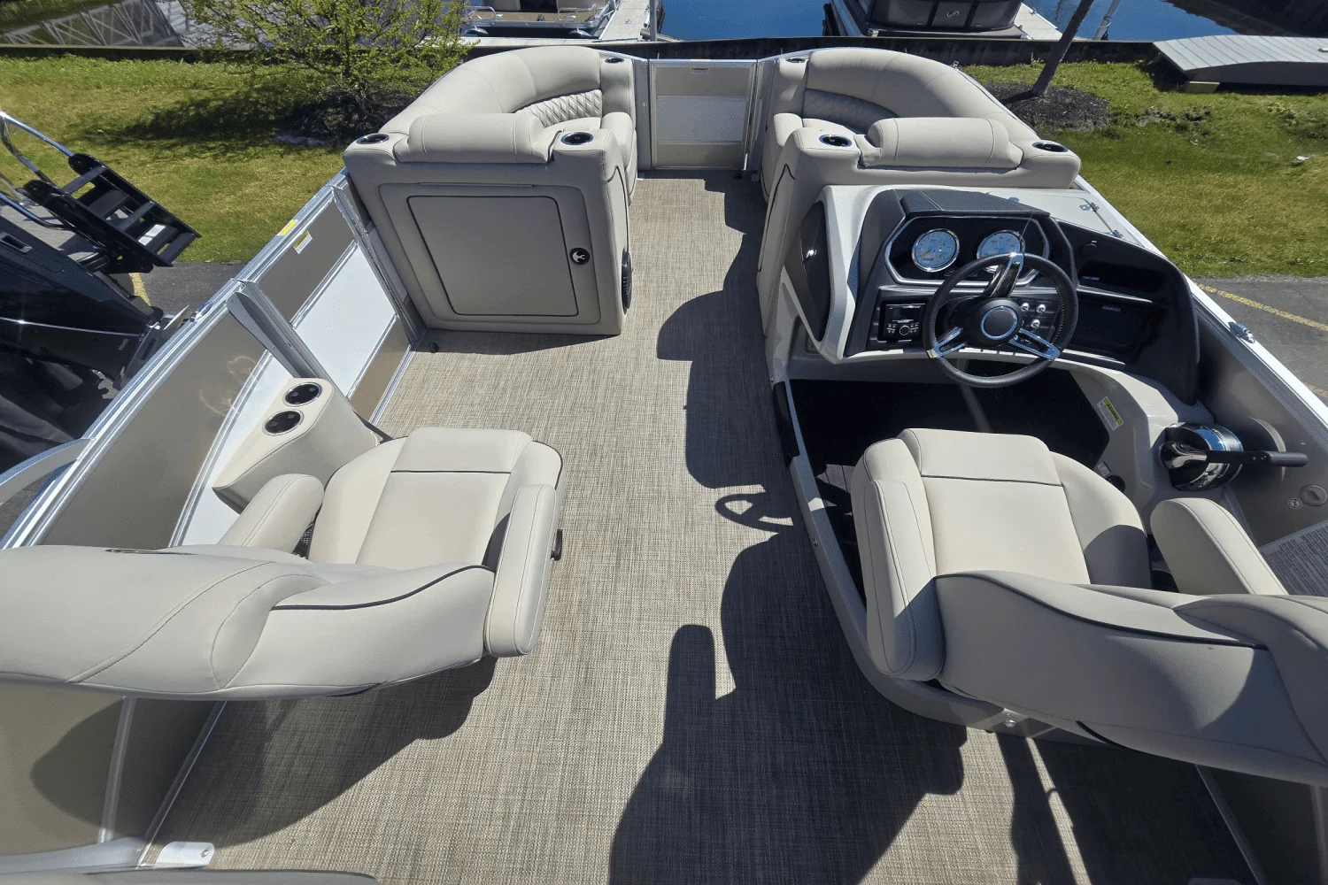 2019 Barletta L21QC Image Thumbnail #15