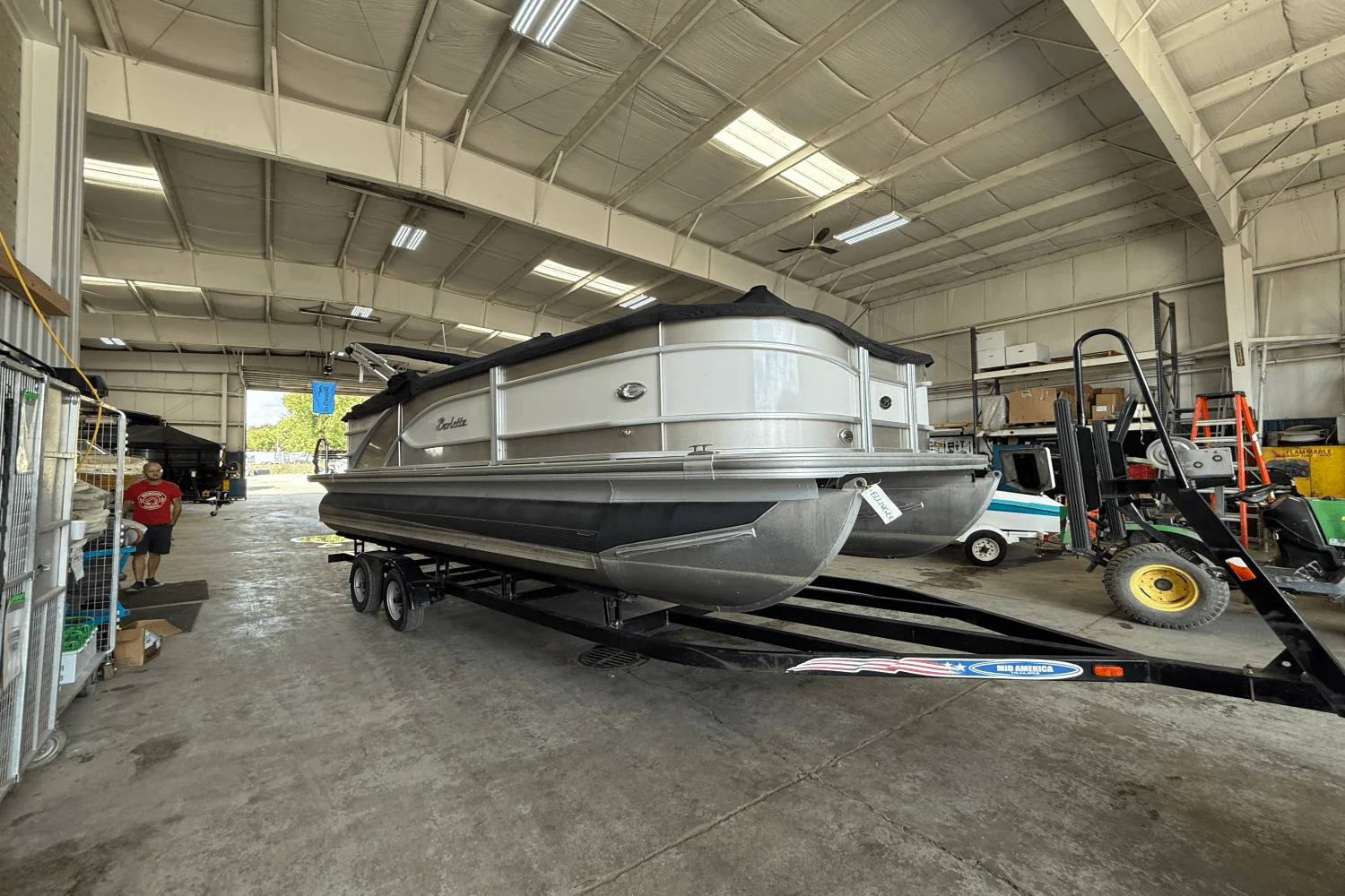 2019 Barletta L21QC Image Thumbnail #2