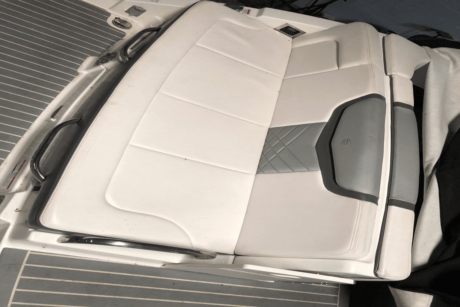 2018 Chaparral 307 SSX Image Thumbnail #26