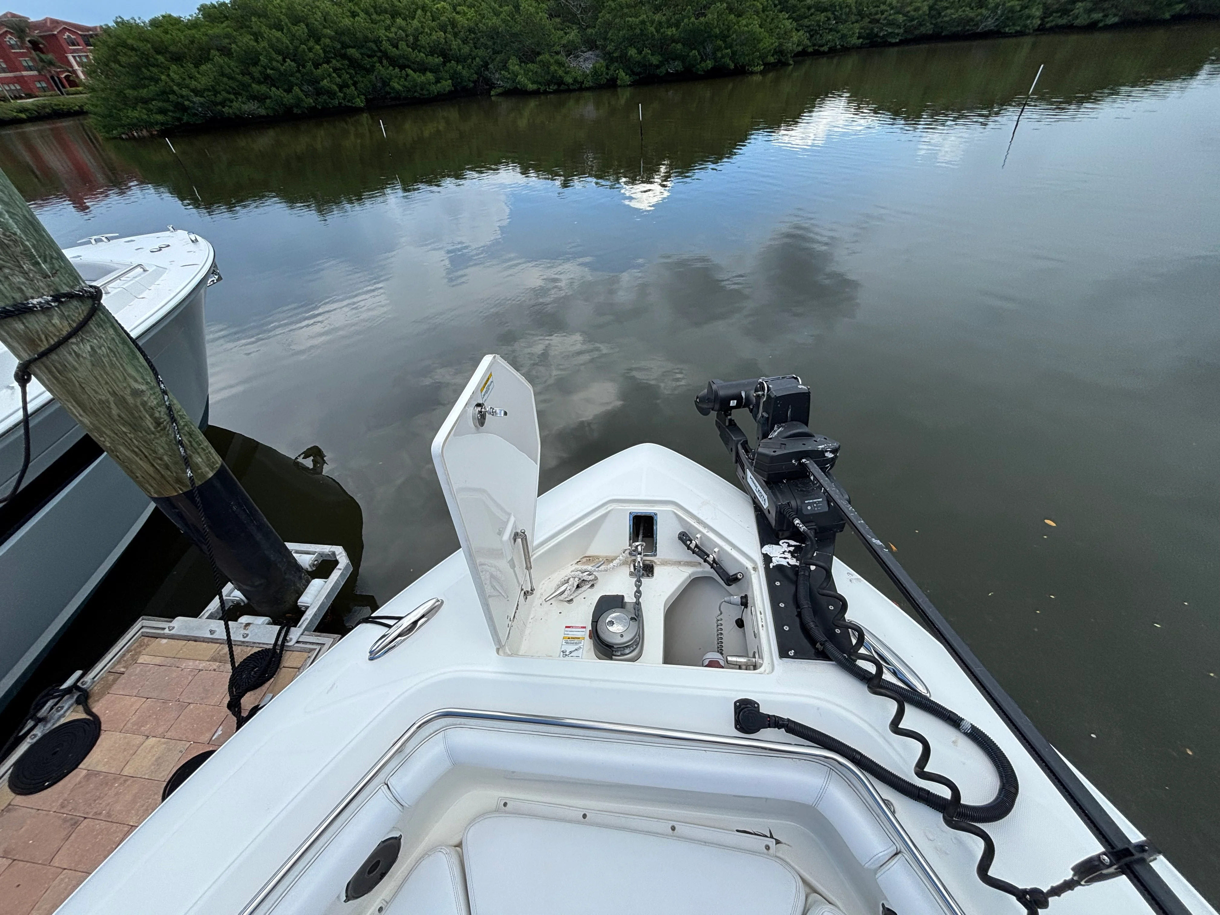 2022 Boston Whaler 350 Outrage Image Thumbnail #18