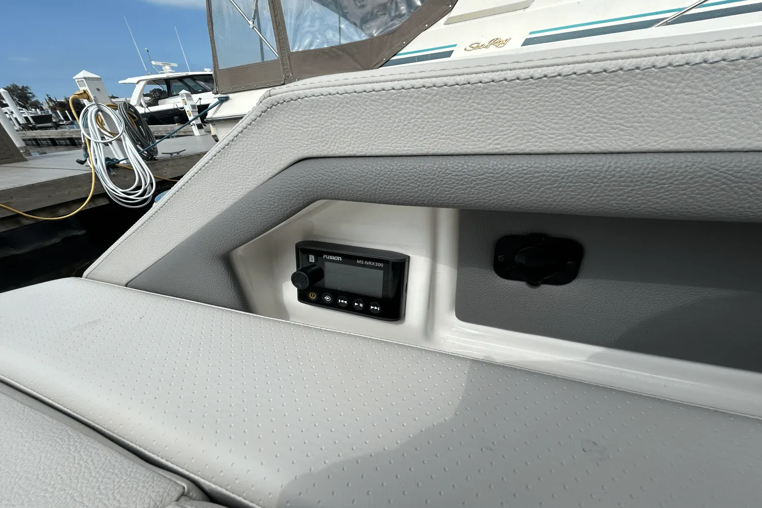 2025 Sea Ray 310 SLX Image Thumbnail #45