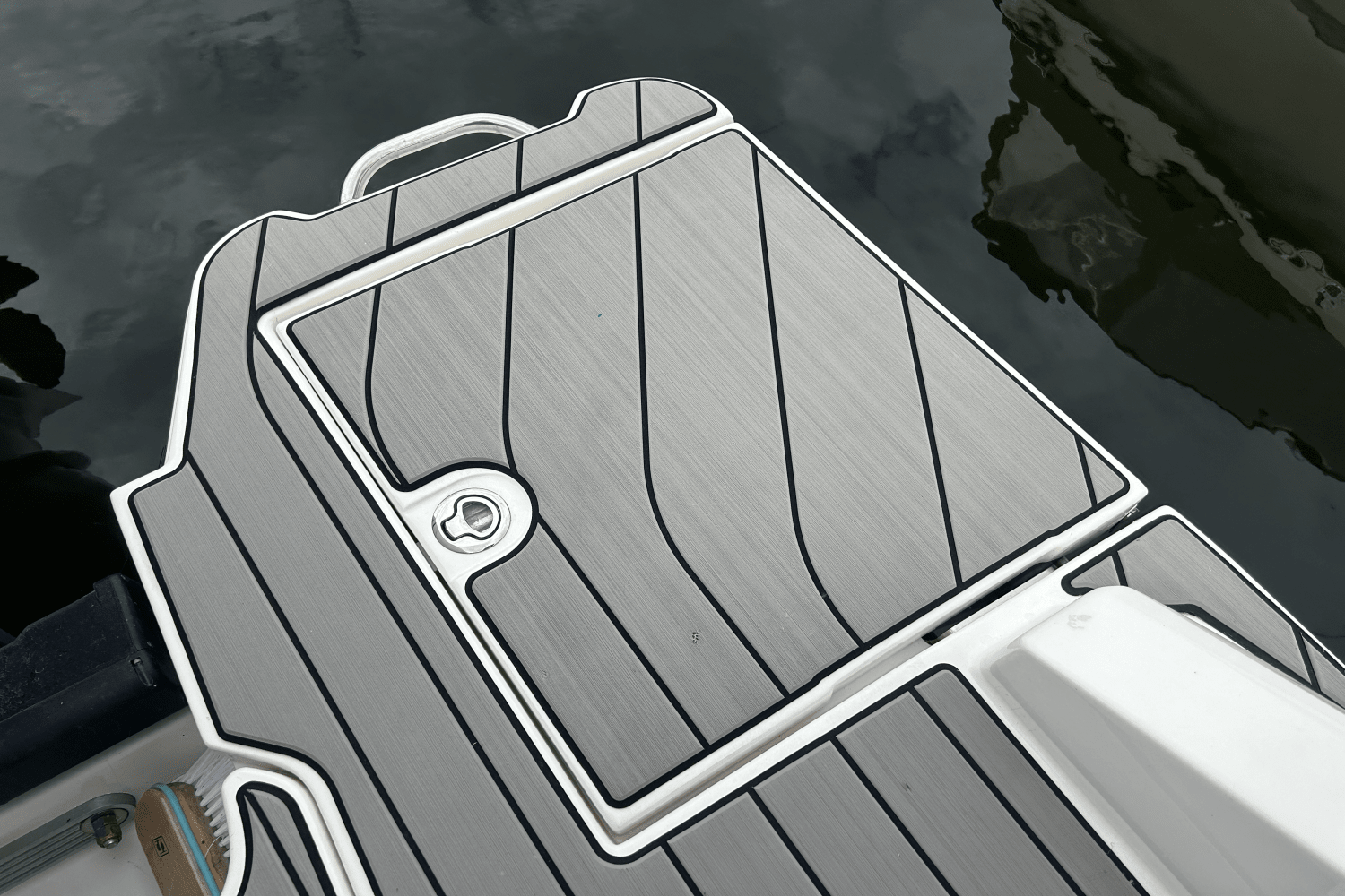 2025 Sea Ray 310 SLX Image Thumbnail #49