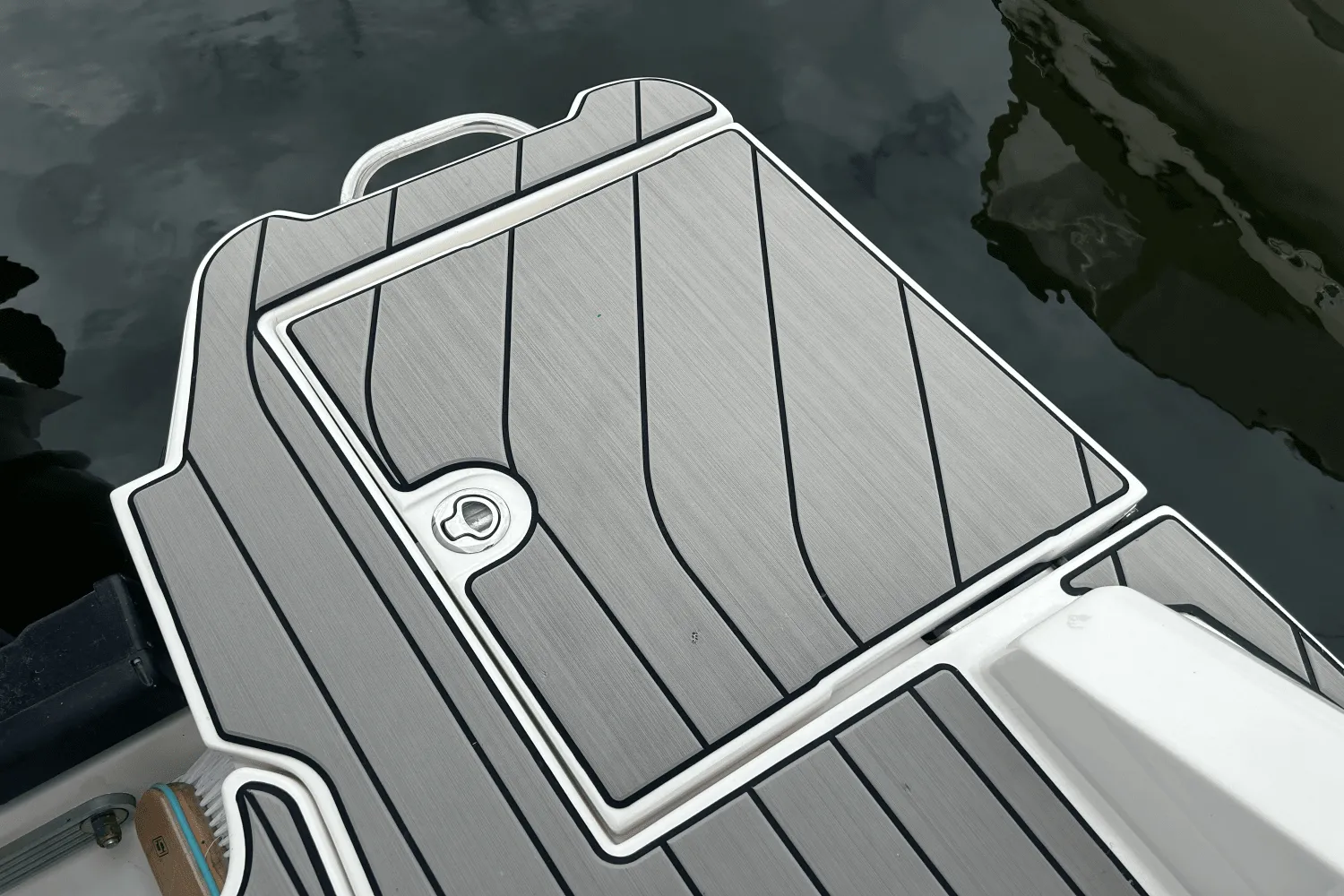 2025 Sea Ray 310 SLX Image Thumbnail #49