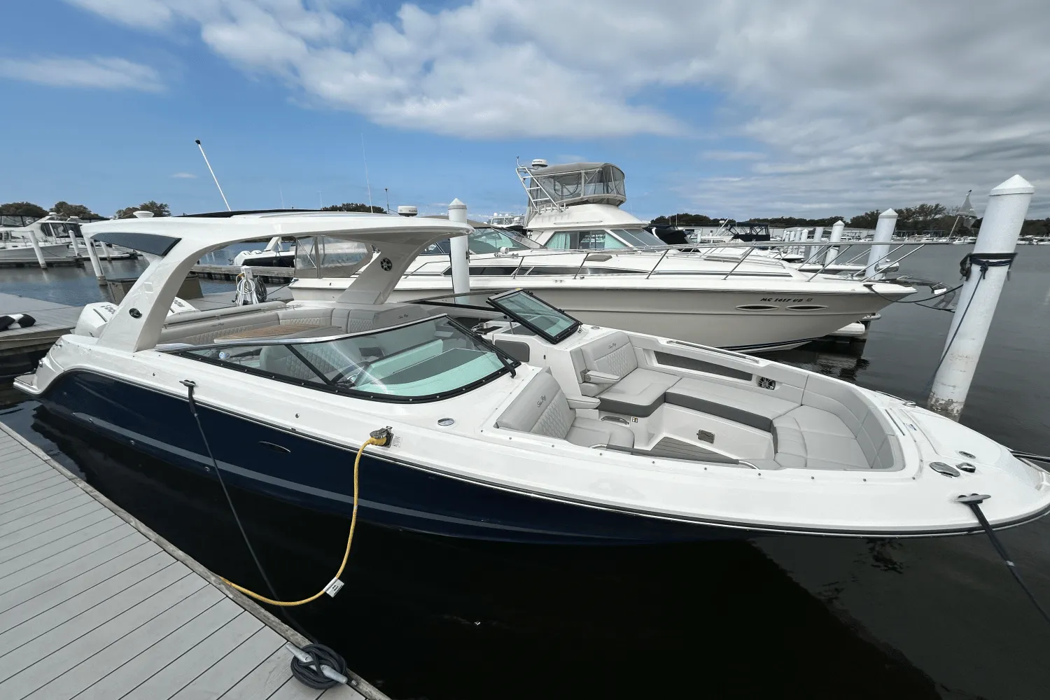 2025 Sea Ray 310 SLX Image Thumbnail #1