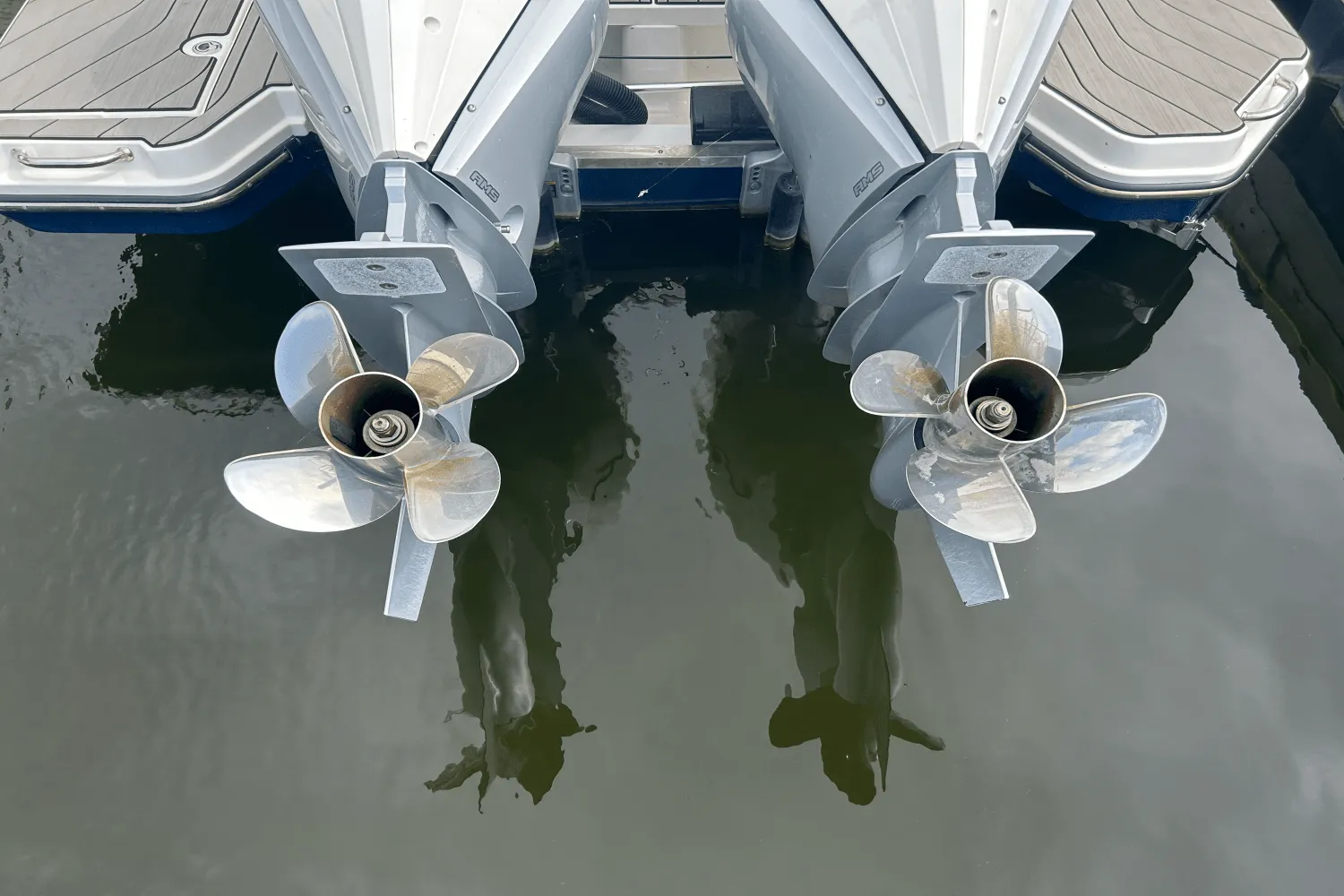 2025 Sea Ray 310 SLX Image Thumbnail #60