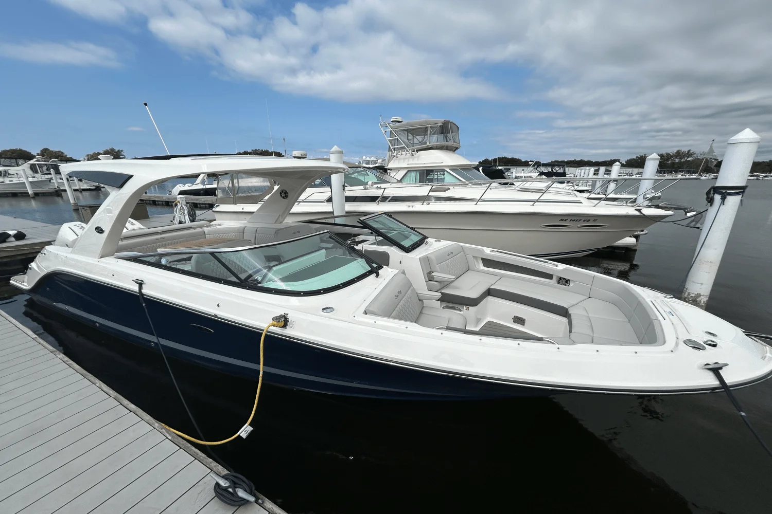 2025 Sea Ray 310 SLX Image Thumbnail #1