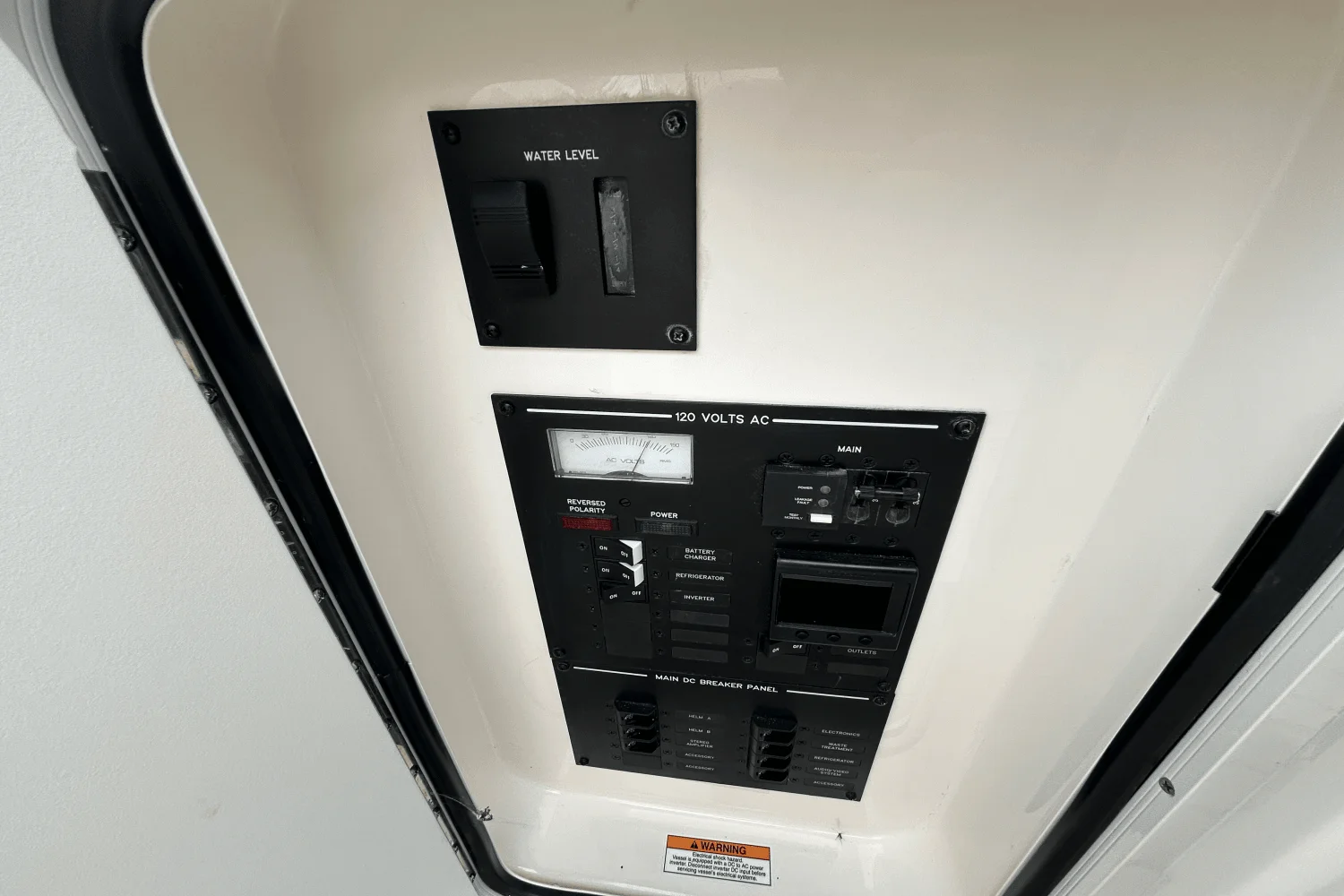 2025 Sea Ray 310 SLX Image Thumbnail #56