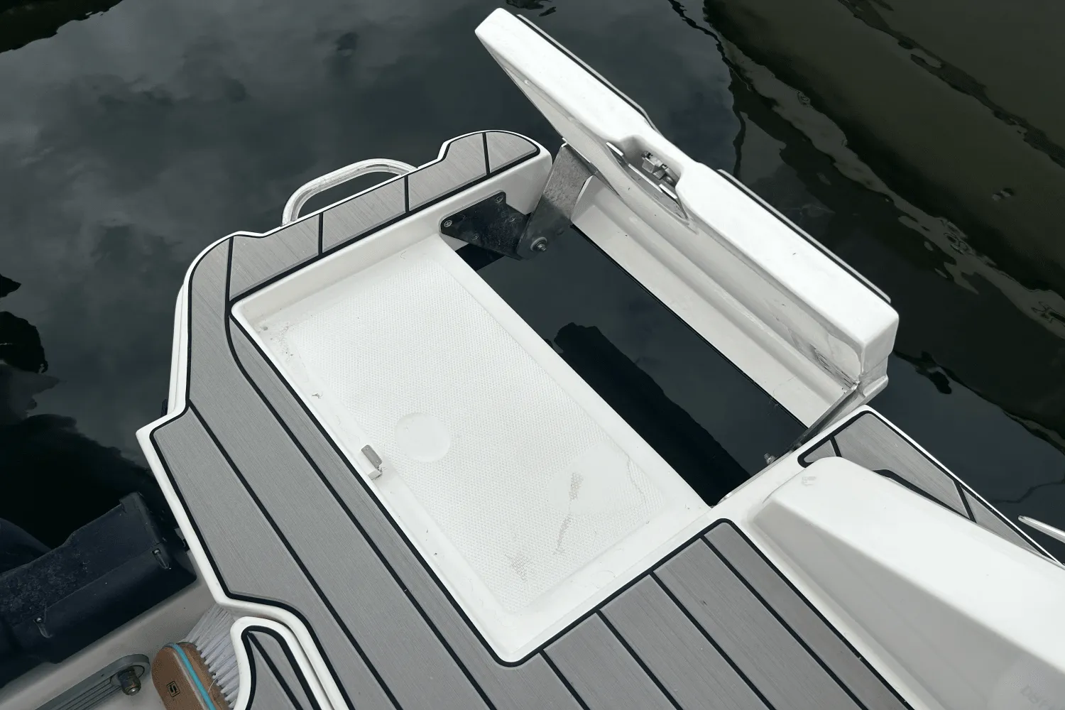 2025 Sea Ray 310 SLX Image Thumbnail #50