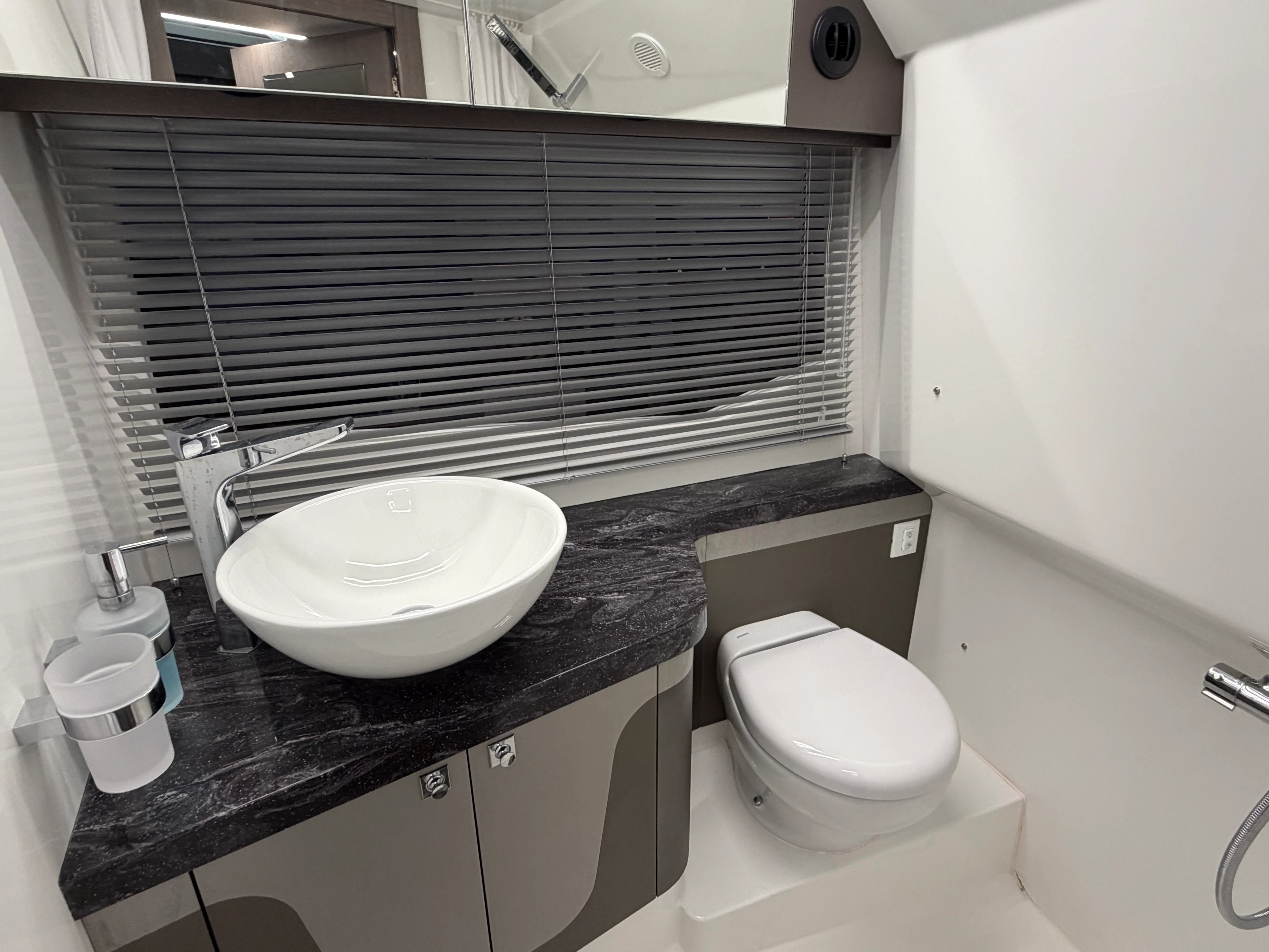 2024 Galeon 325 GTO Image Thumbnail #36