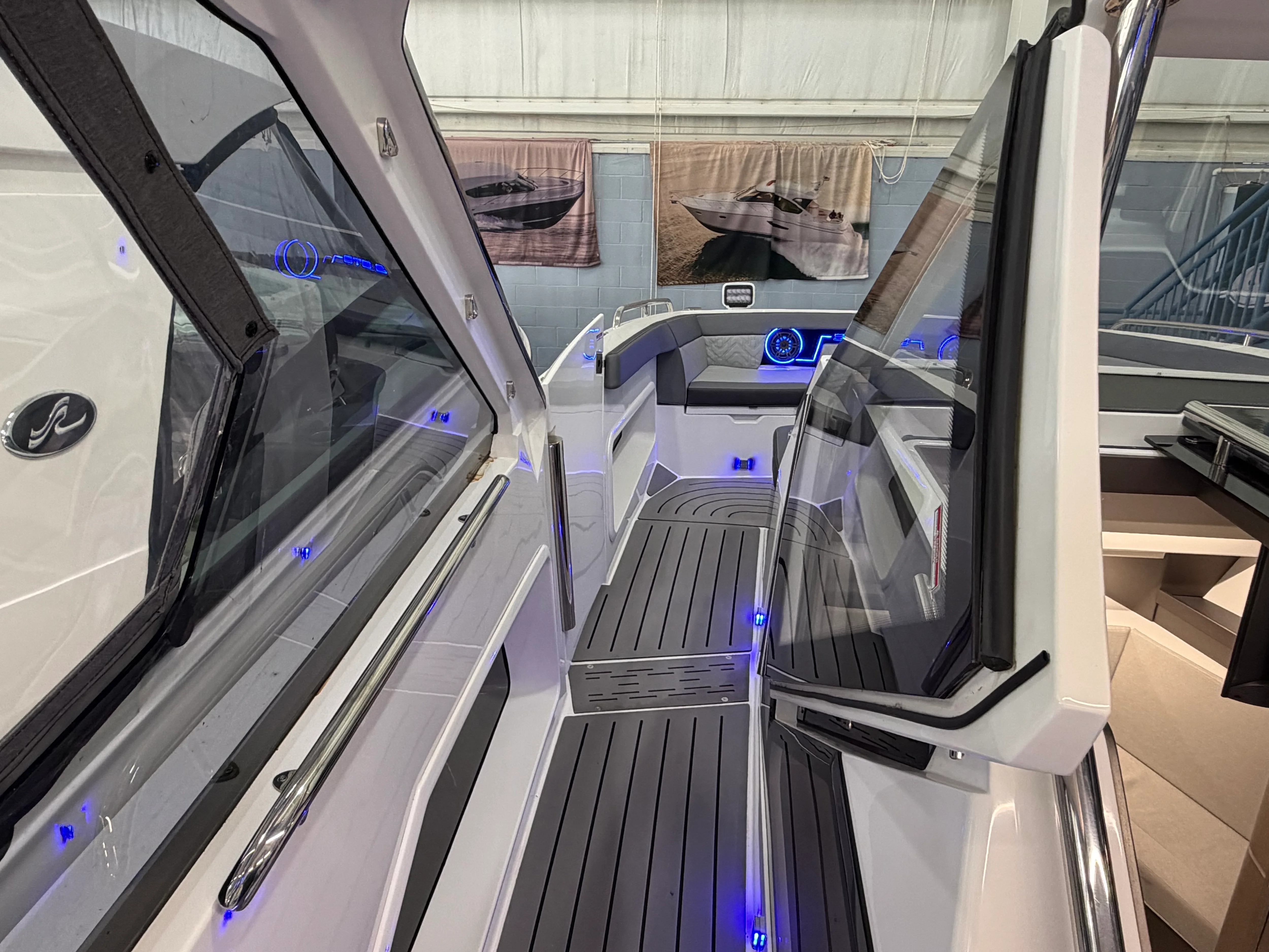 2024 Galeon 325 GTO Image Thumbnail #25