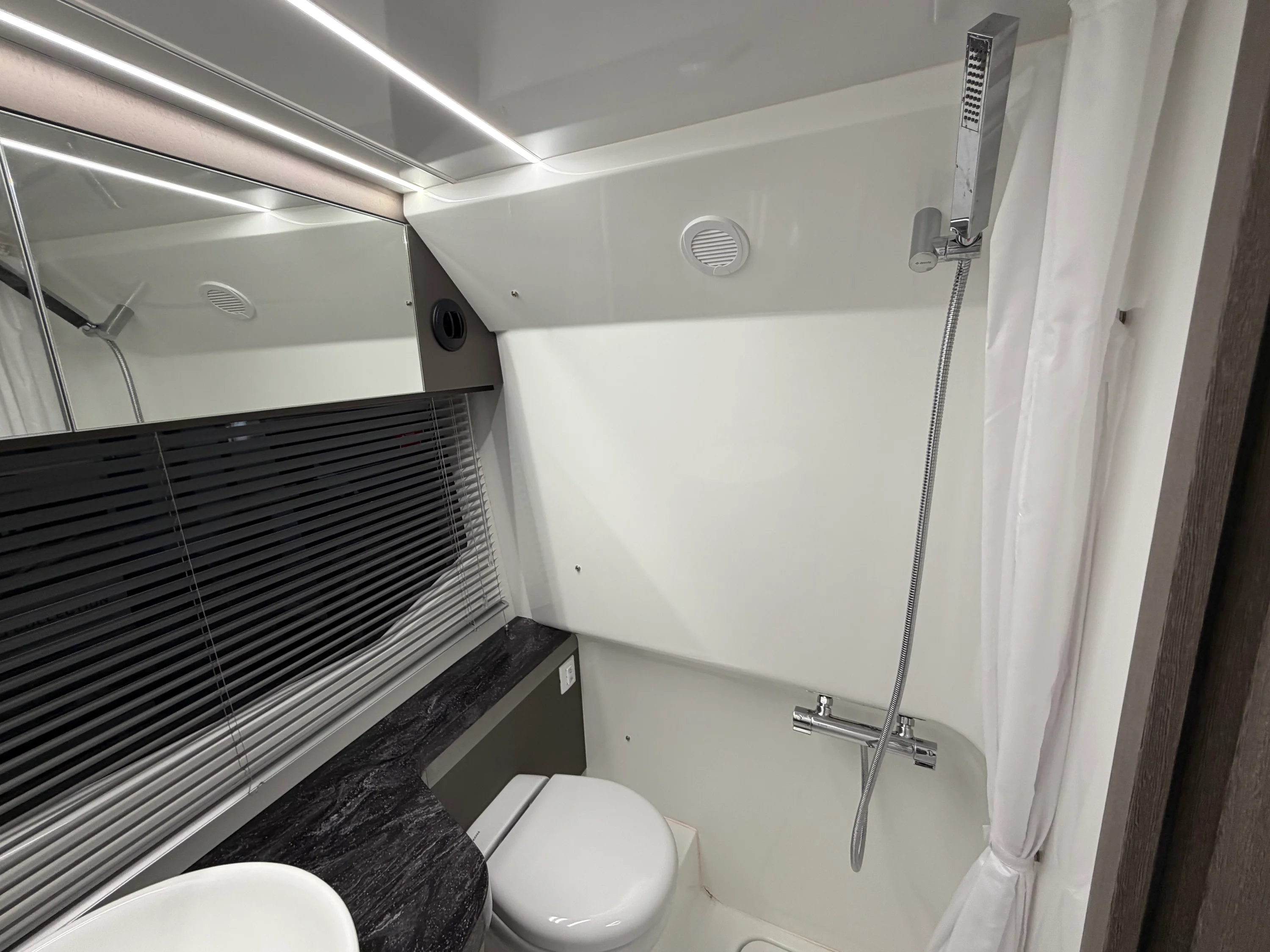 2024 Galeon 325 GTO Image Thumbnail #37