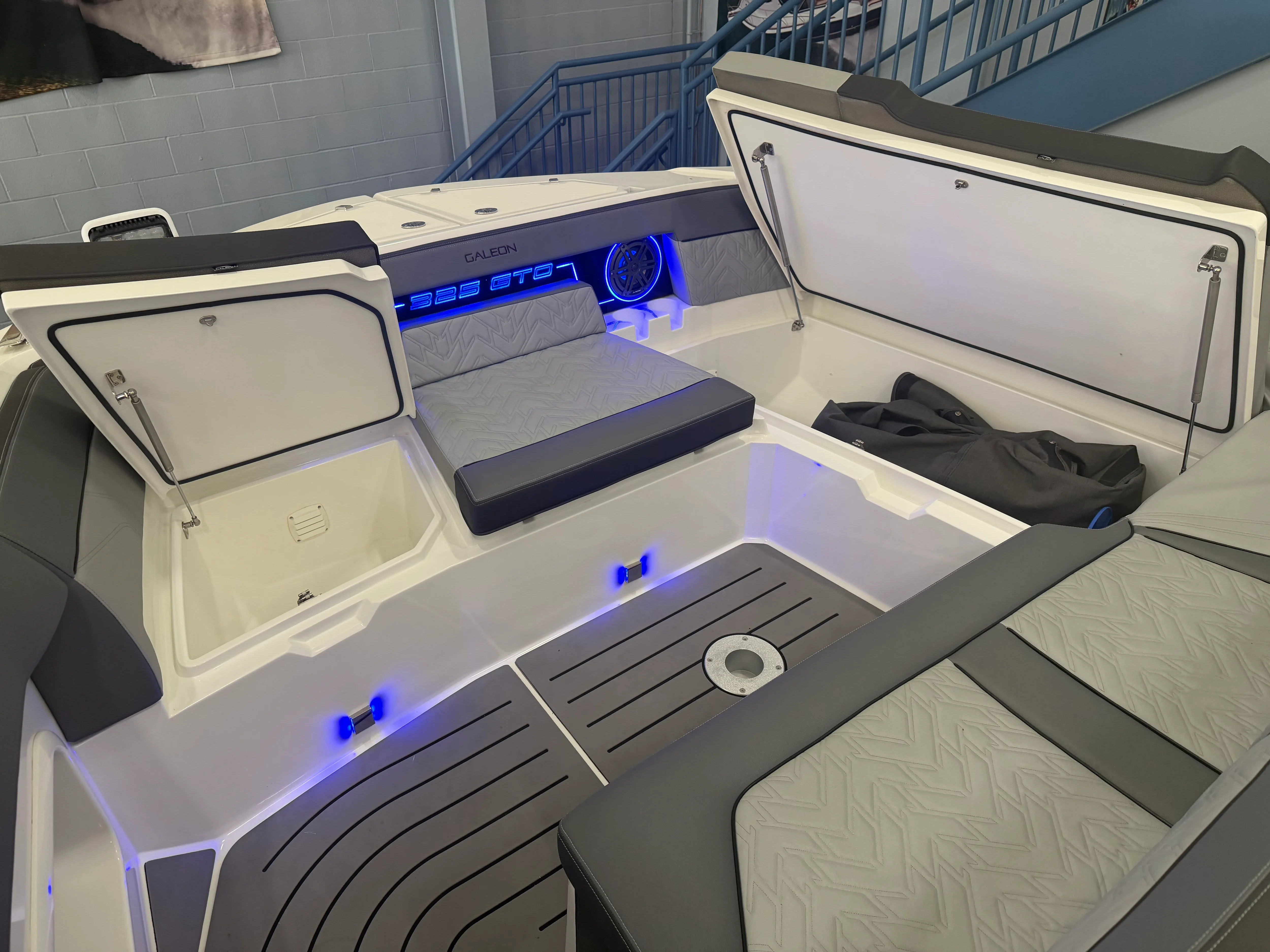 2024 Galeon 325 GTO Image Thumbnail #30