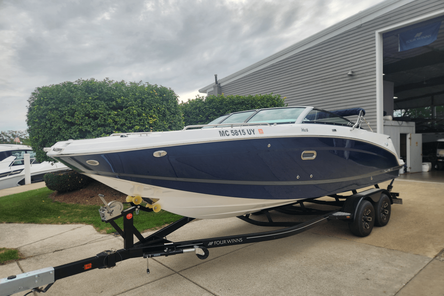 2023 Four Winns HD5 Image Thumbnail #0