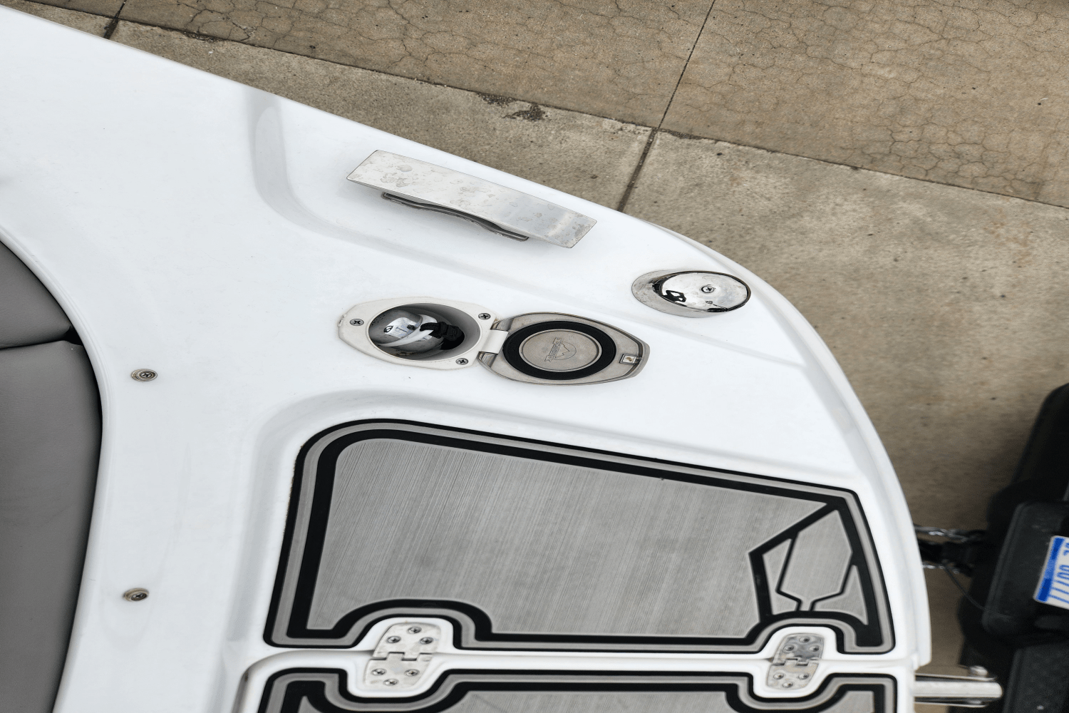 2023 Four Winns HD5 Image Thumbnail #22