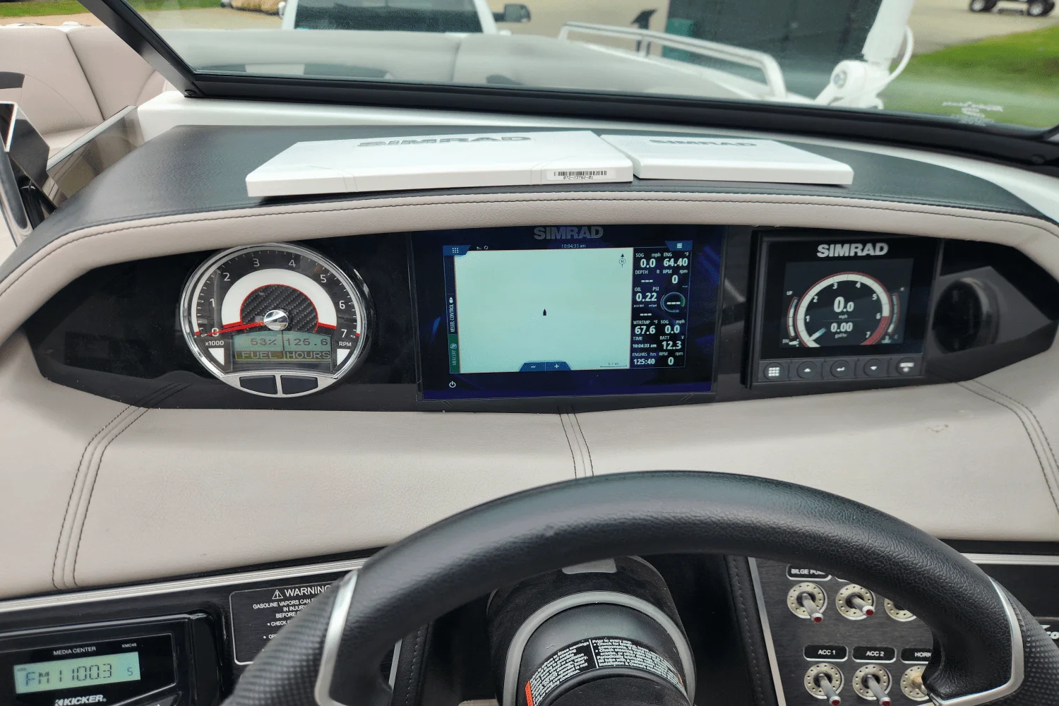 2023 Four Winns HD5 Image Thumbnail #4