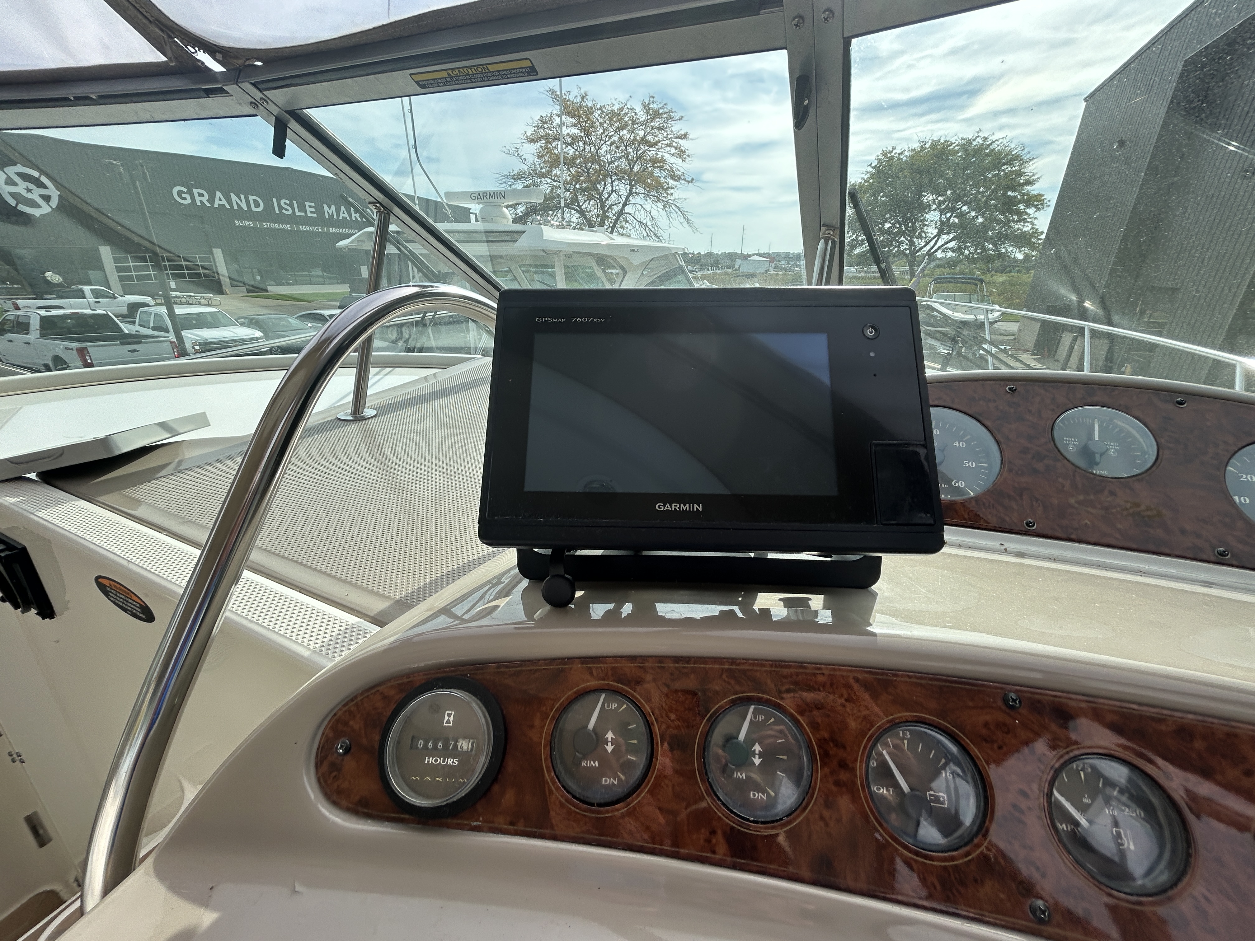 2000 Maxum 3300 SCR Image Thumbnail #29