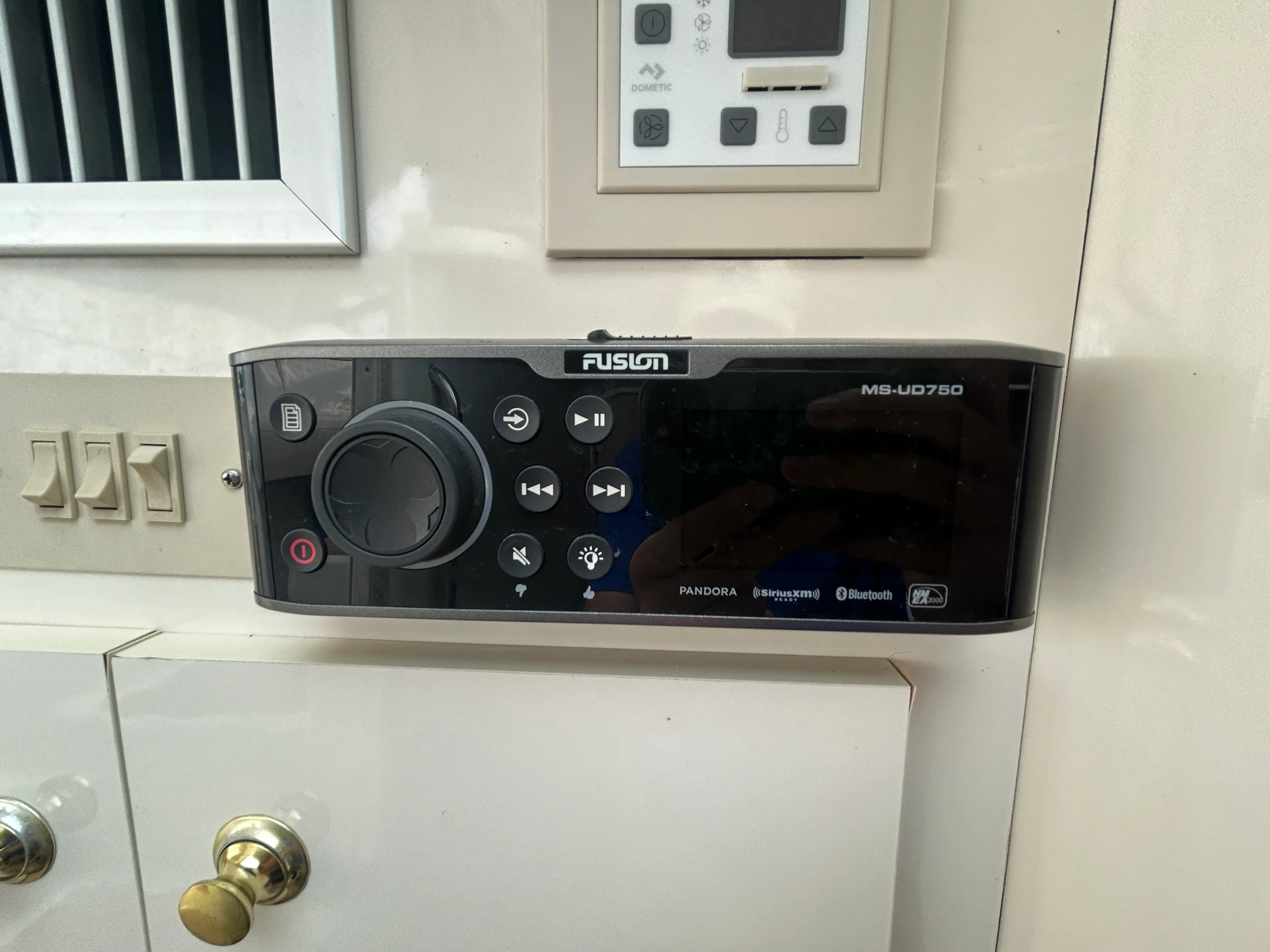 2000 Maxum 3300 SCR Image Thumbnail #57