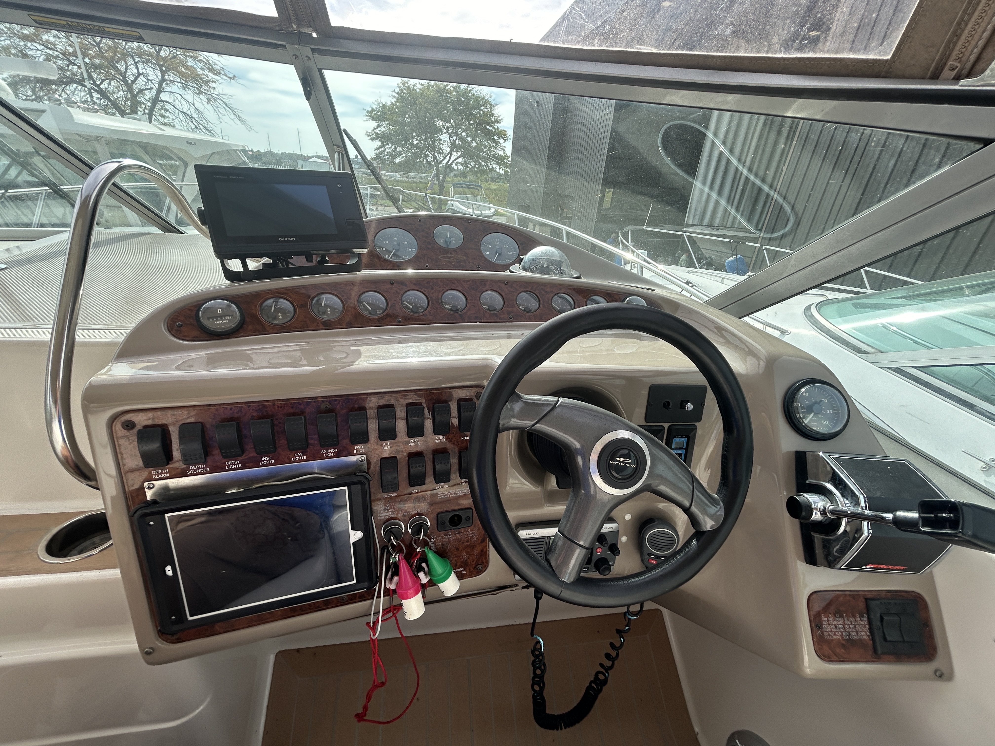 2000 Maxum 3300 SCR Image Thumbnail #27