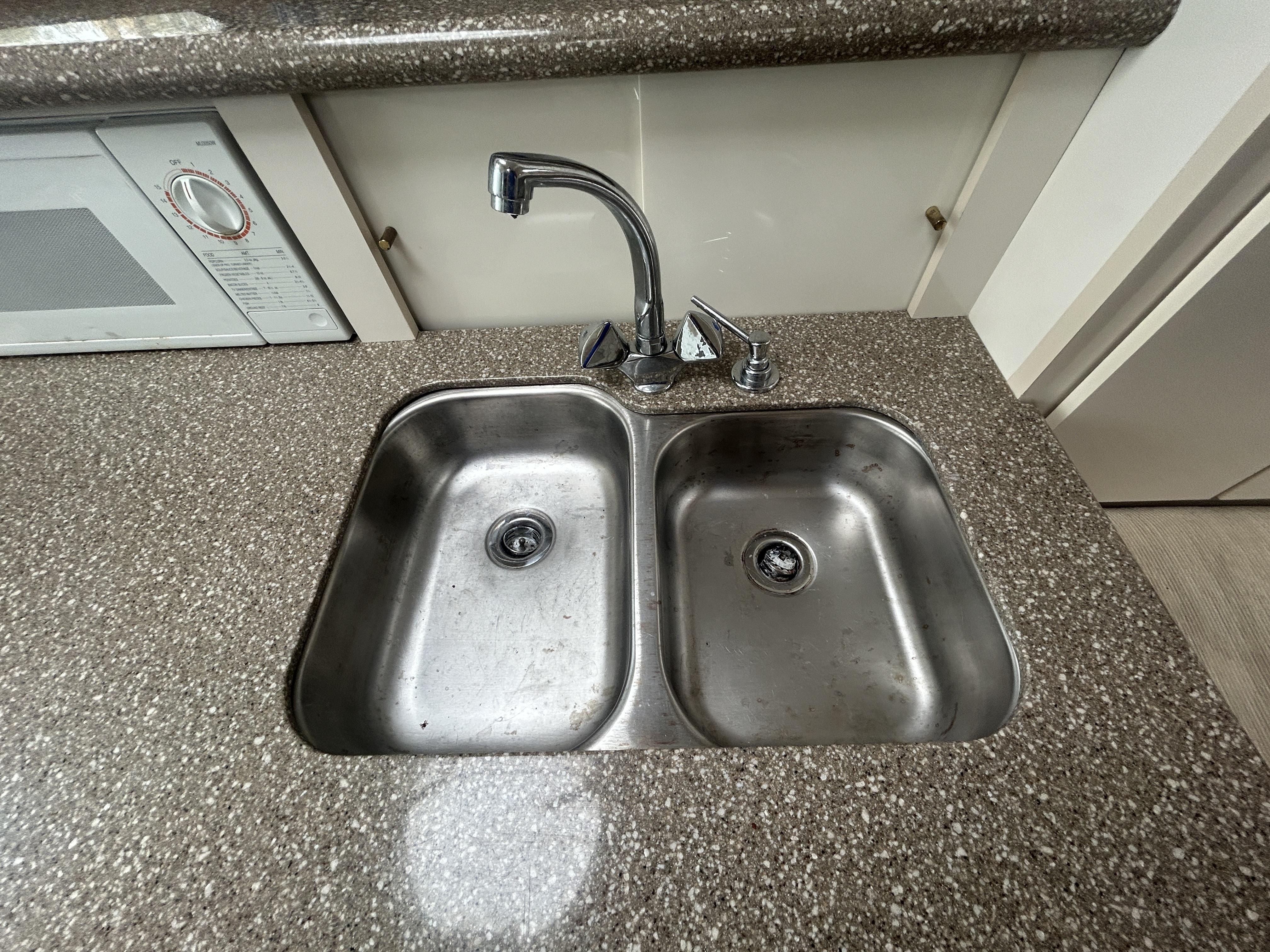 2000 Maxum 3300 SCR Image Thumbnail #46