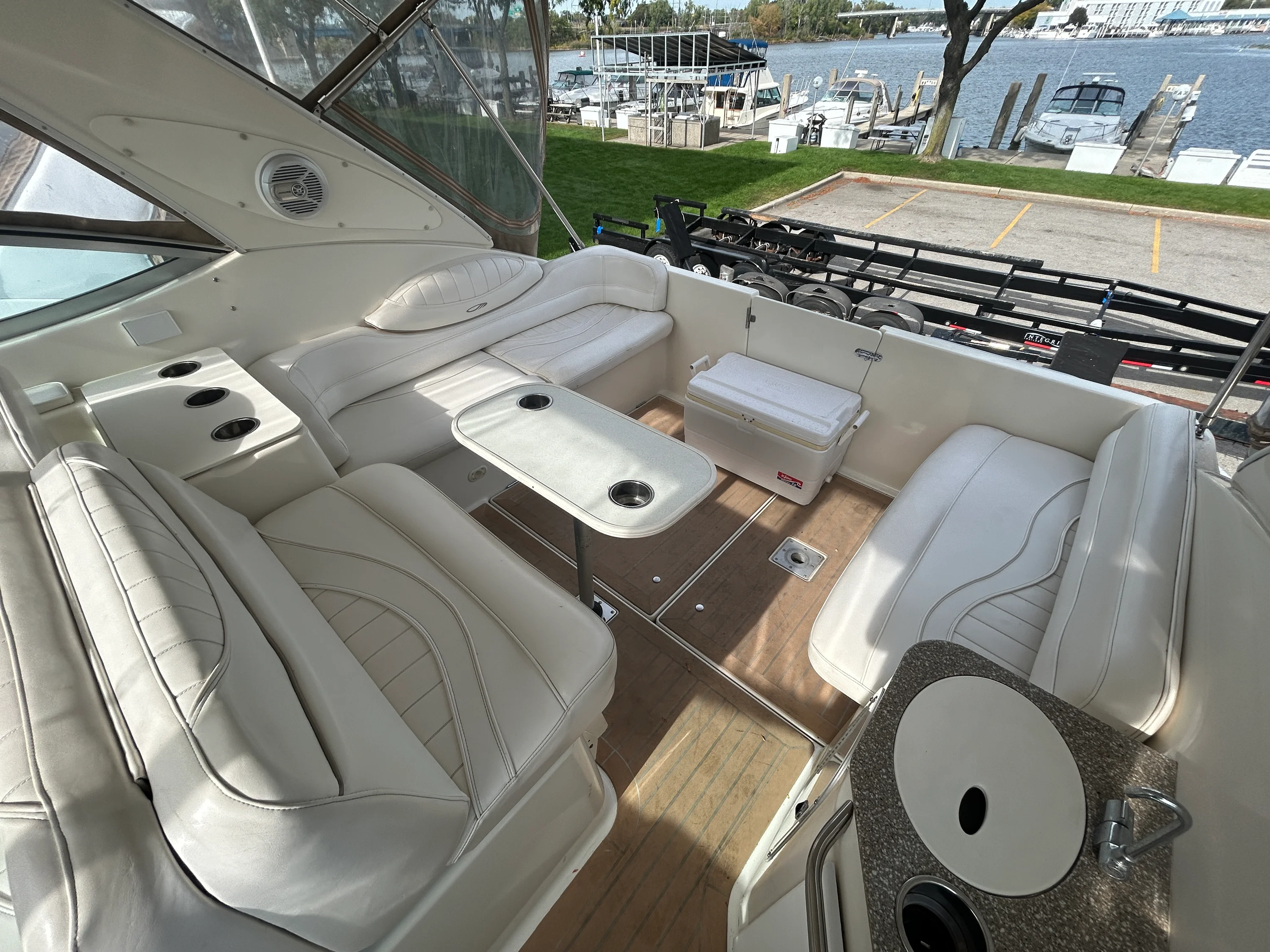 2000 Maxum 3300 SCR Image Thumbnail #21