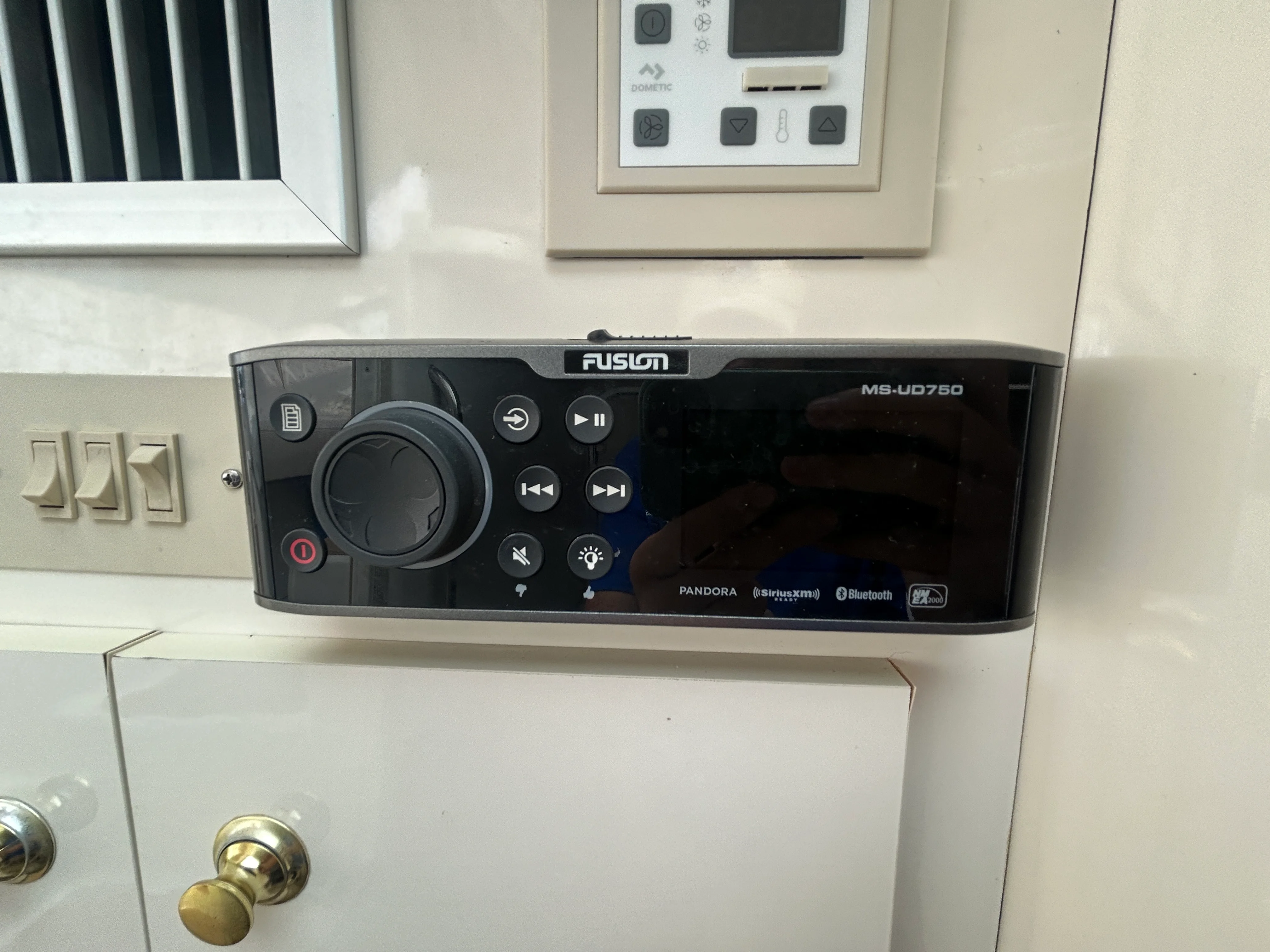 2000 Maxum 3300 SCR Image Thumbnail #57