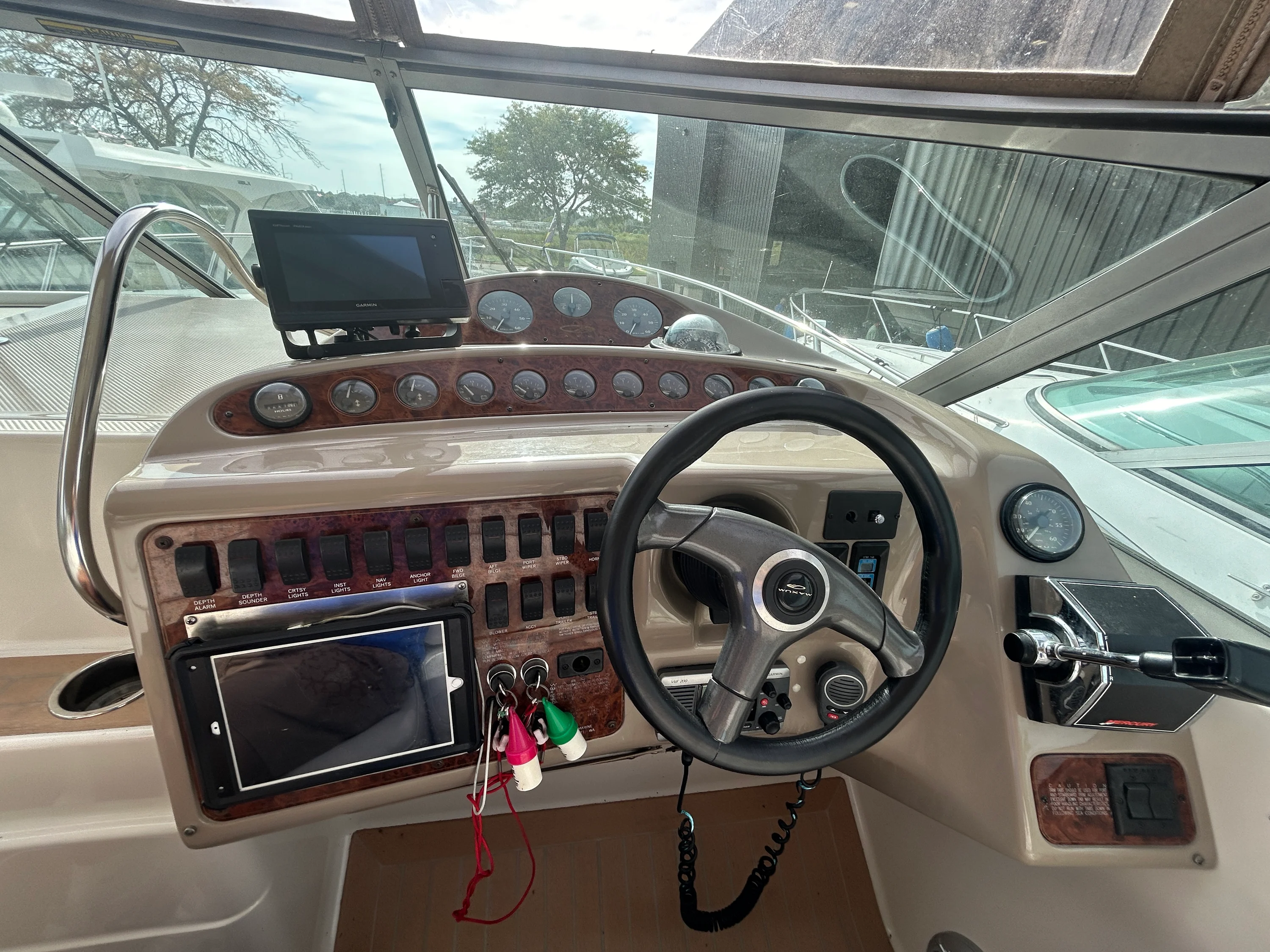 2000 Maxum 3300 SCR Image Thumbnail #27