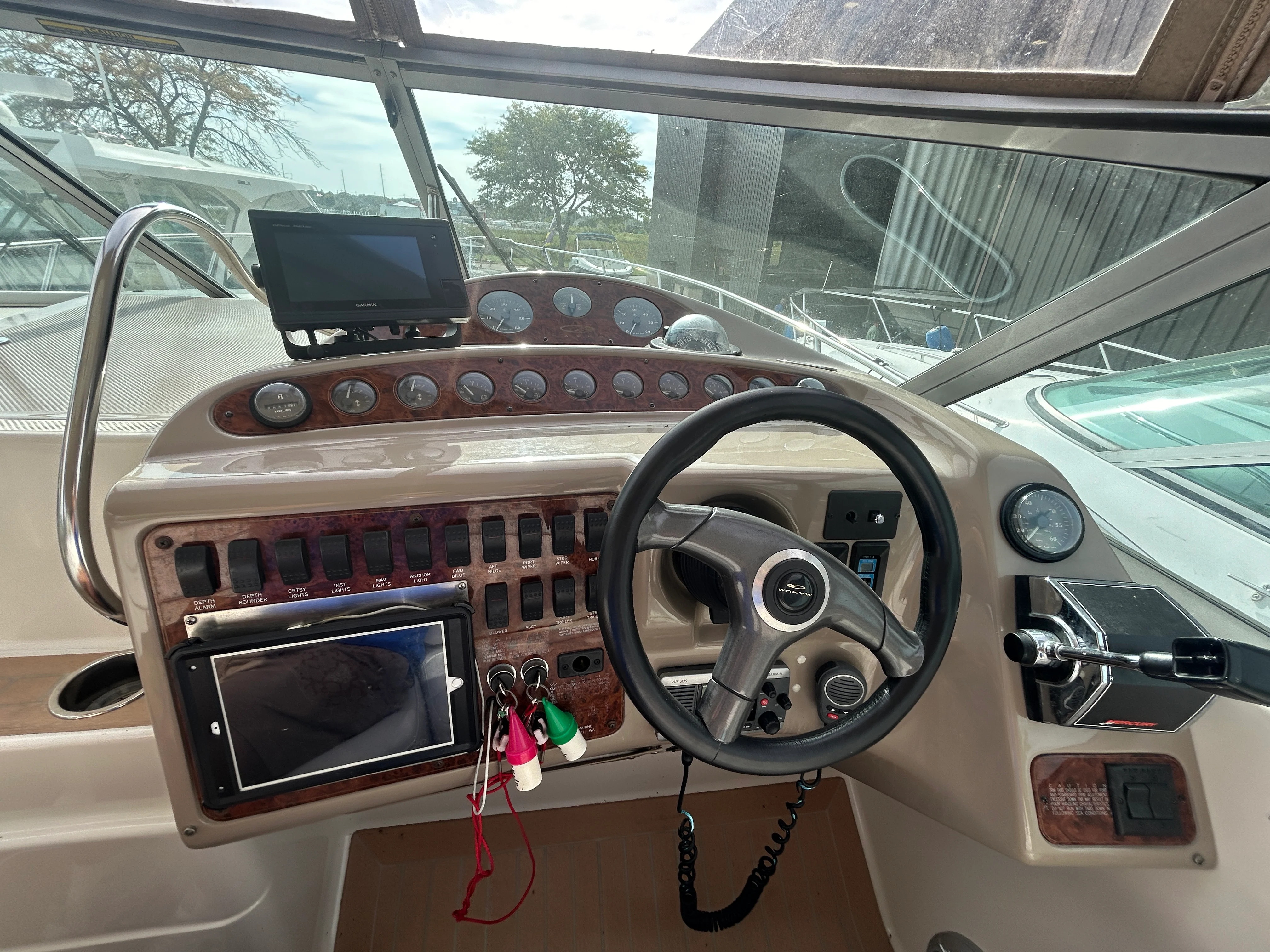 2000 Maxum 3300 SCR Image Thumbnail #27