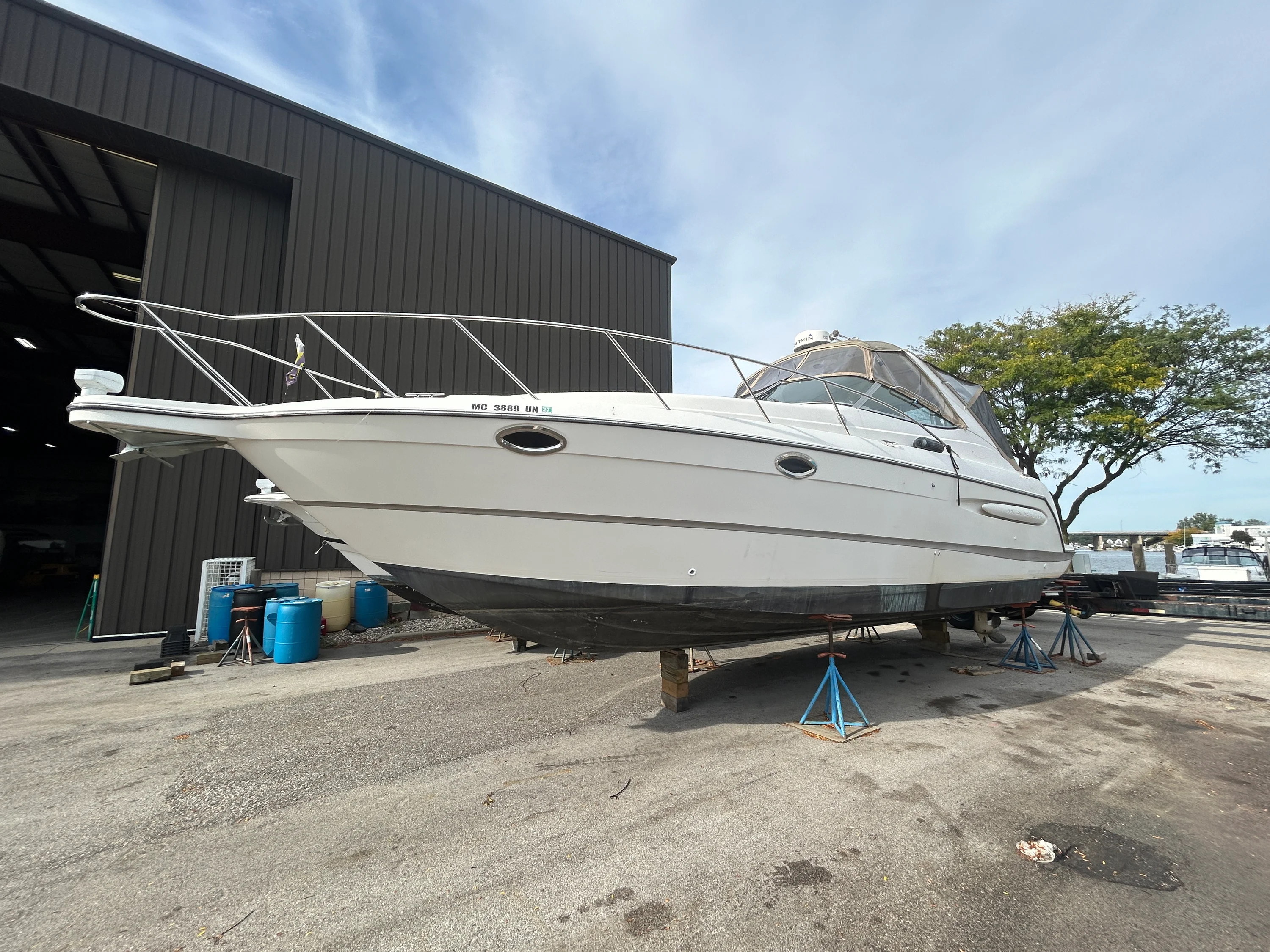 2000 Maxum 3300 SCR Image Thumbnail #0