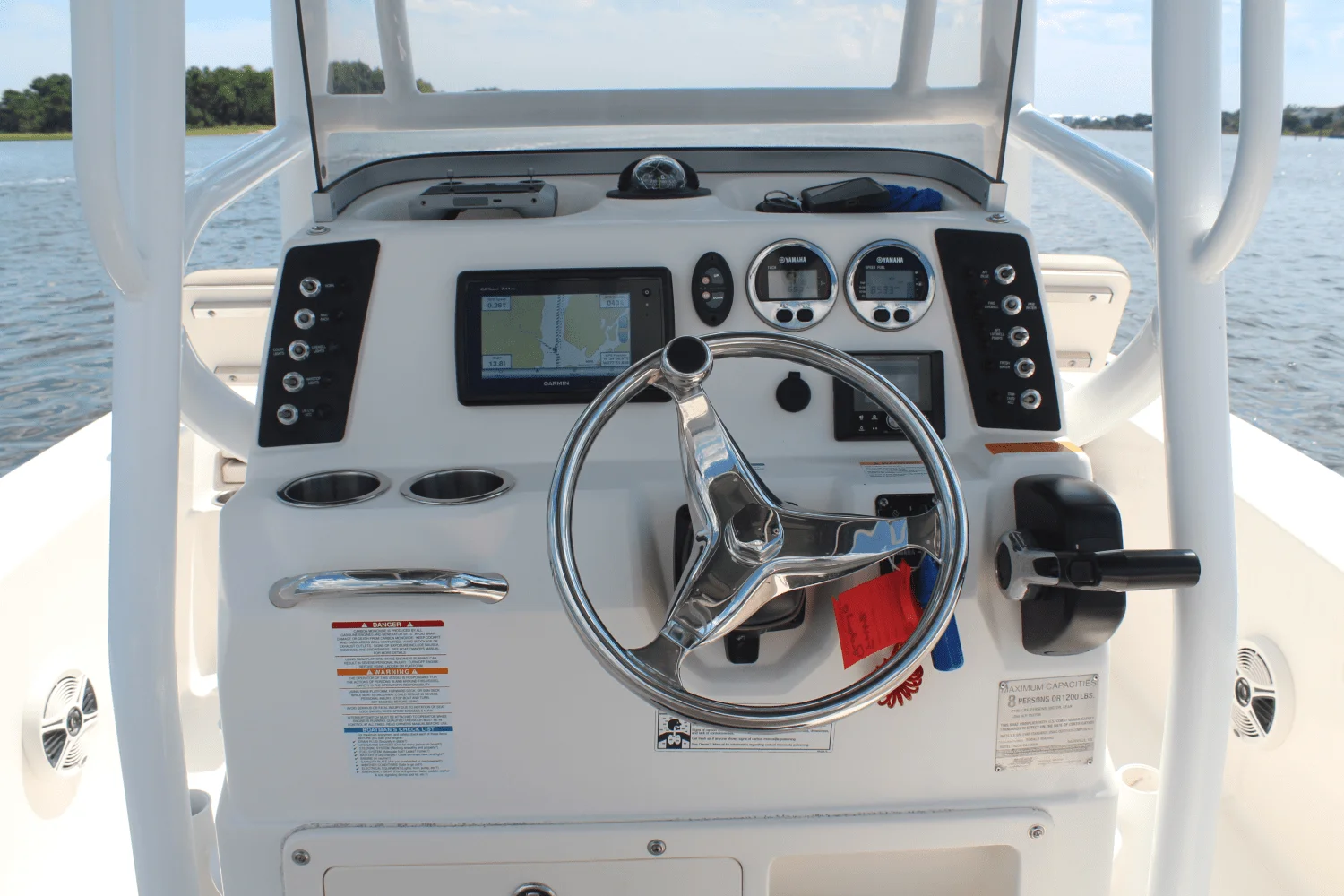 2017 Robalo 226 CAYMAN Image Thumbnail #9