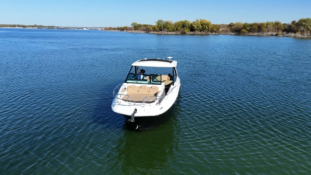 2026 Sea Ray Sundancer 320 Image Thumbnail #3