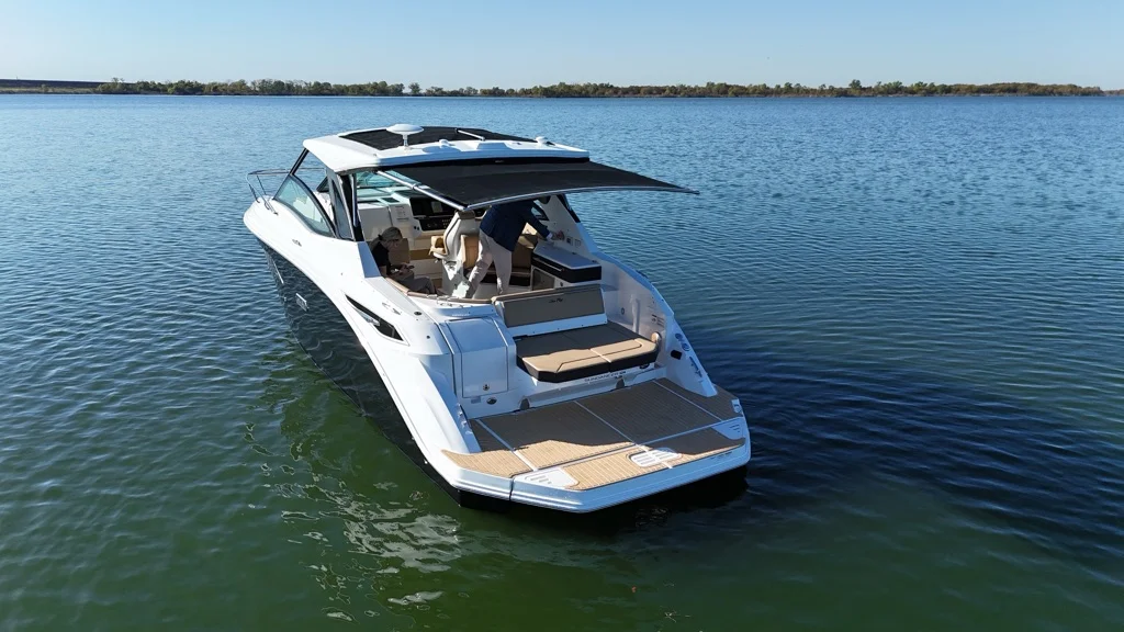 2026 Sea Ray Sundancer 320 Image Thumbnail #6