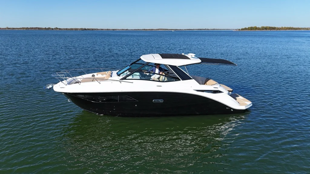 2026 Sea Ray Sundancer 320 Image Thumbnail #0