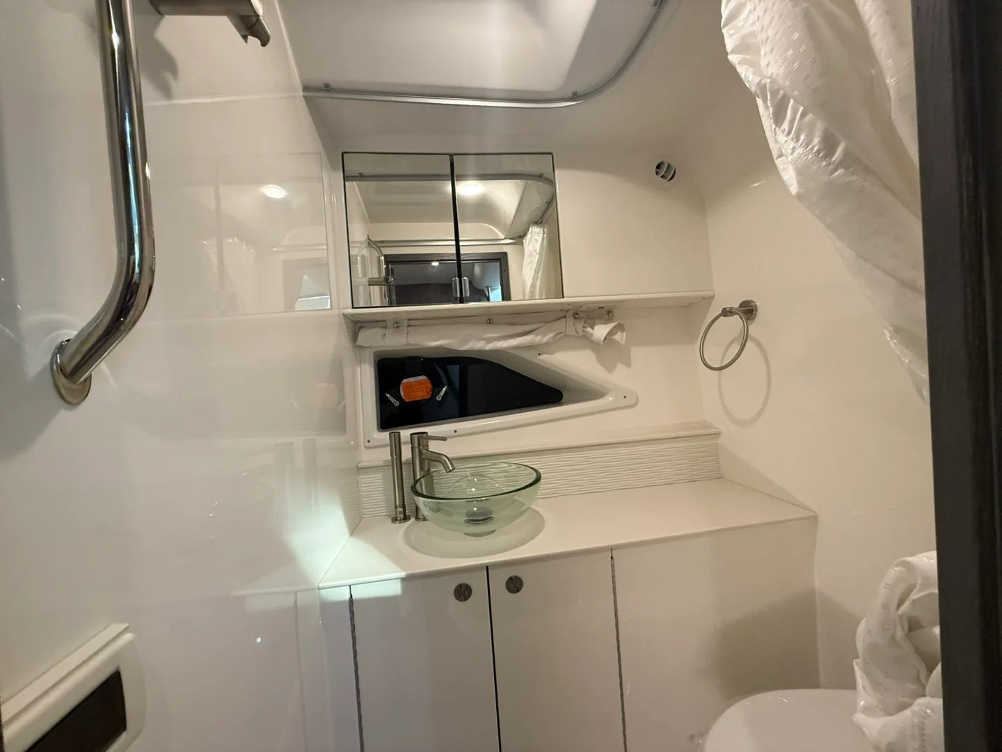 2026 Sea Ray Sundancer 320 Image Thumbnail #36