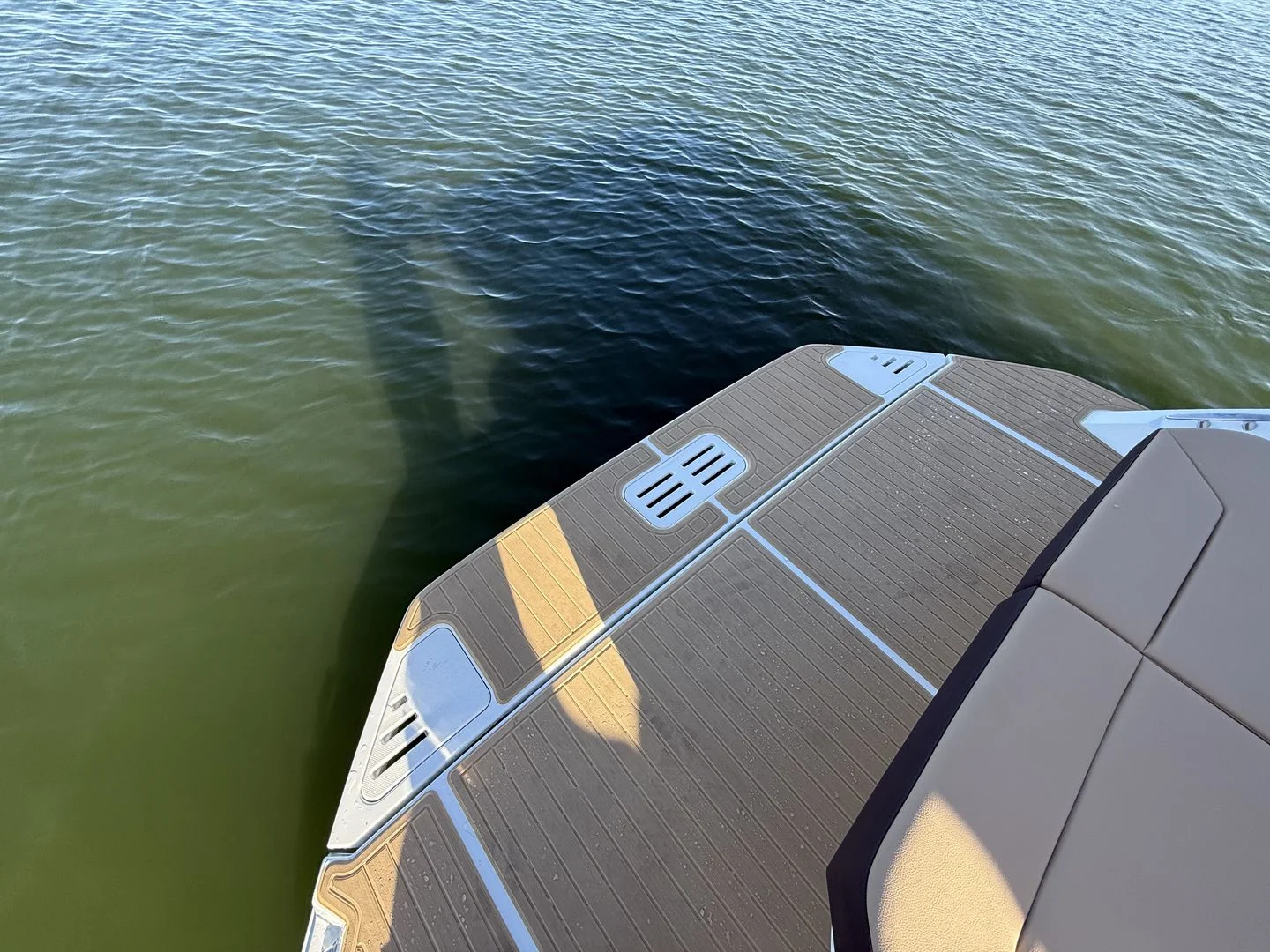 2026 Sea Ray Sundancer 320 Image Thumbnail #8